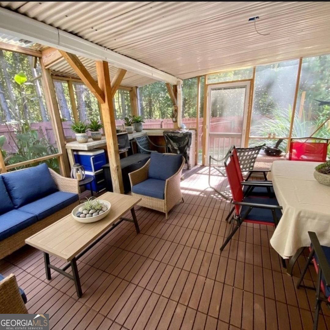500 Saint Helen Way Property Photo 13