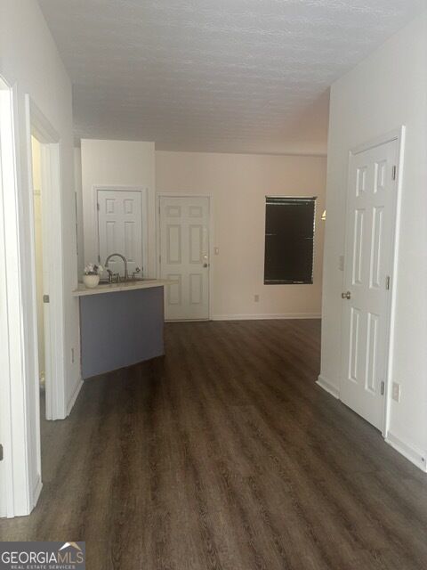 1560 Eastern Sunrise Lne Property Photo 4