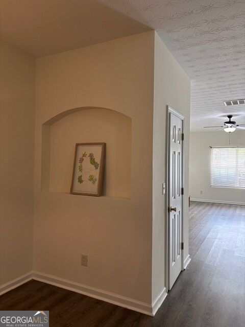 1560 Eastern Sunrise Lne Property Photo 10