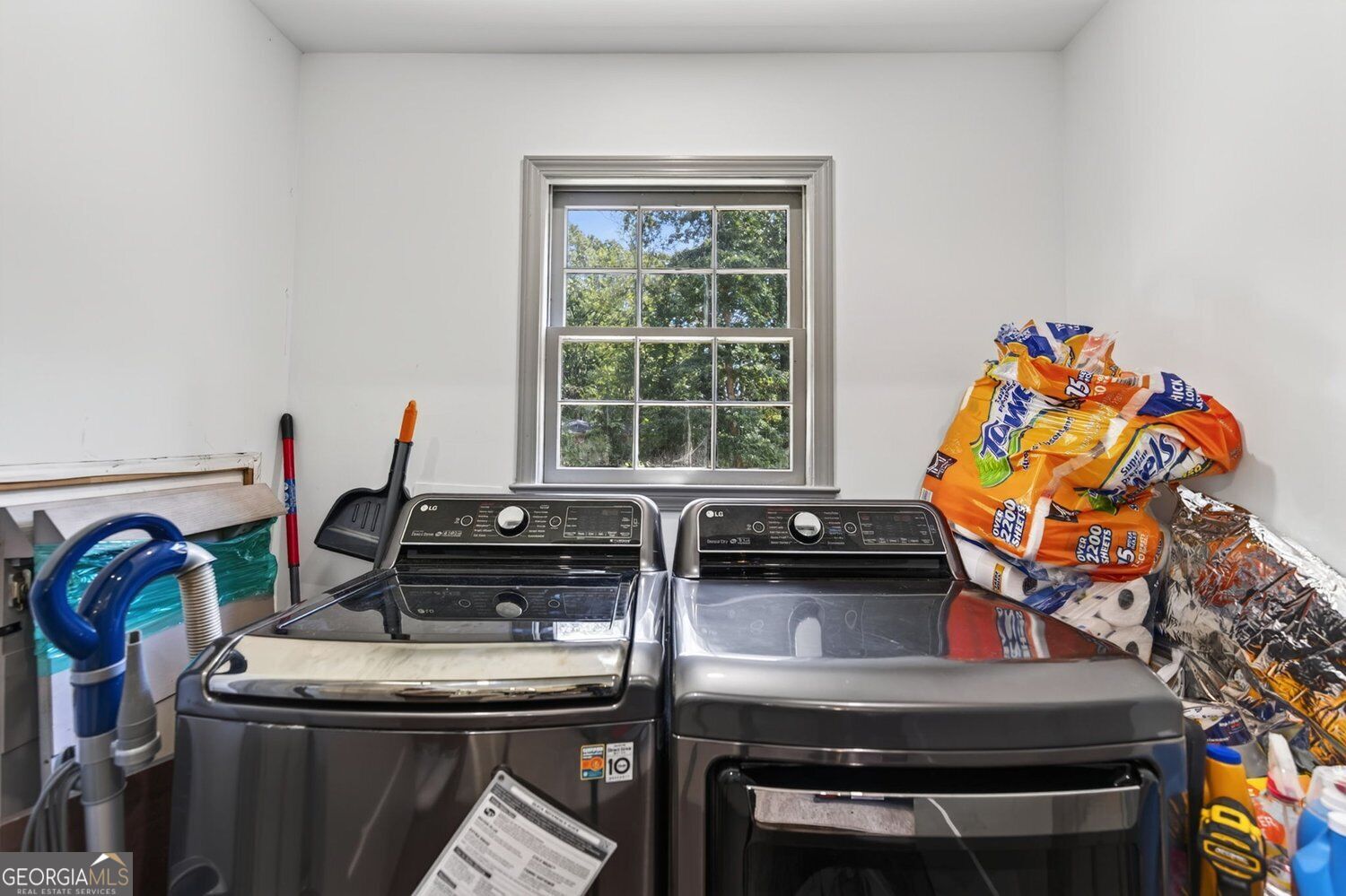 2670 Kelly Lake Court Property Photo 17