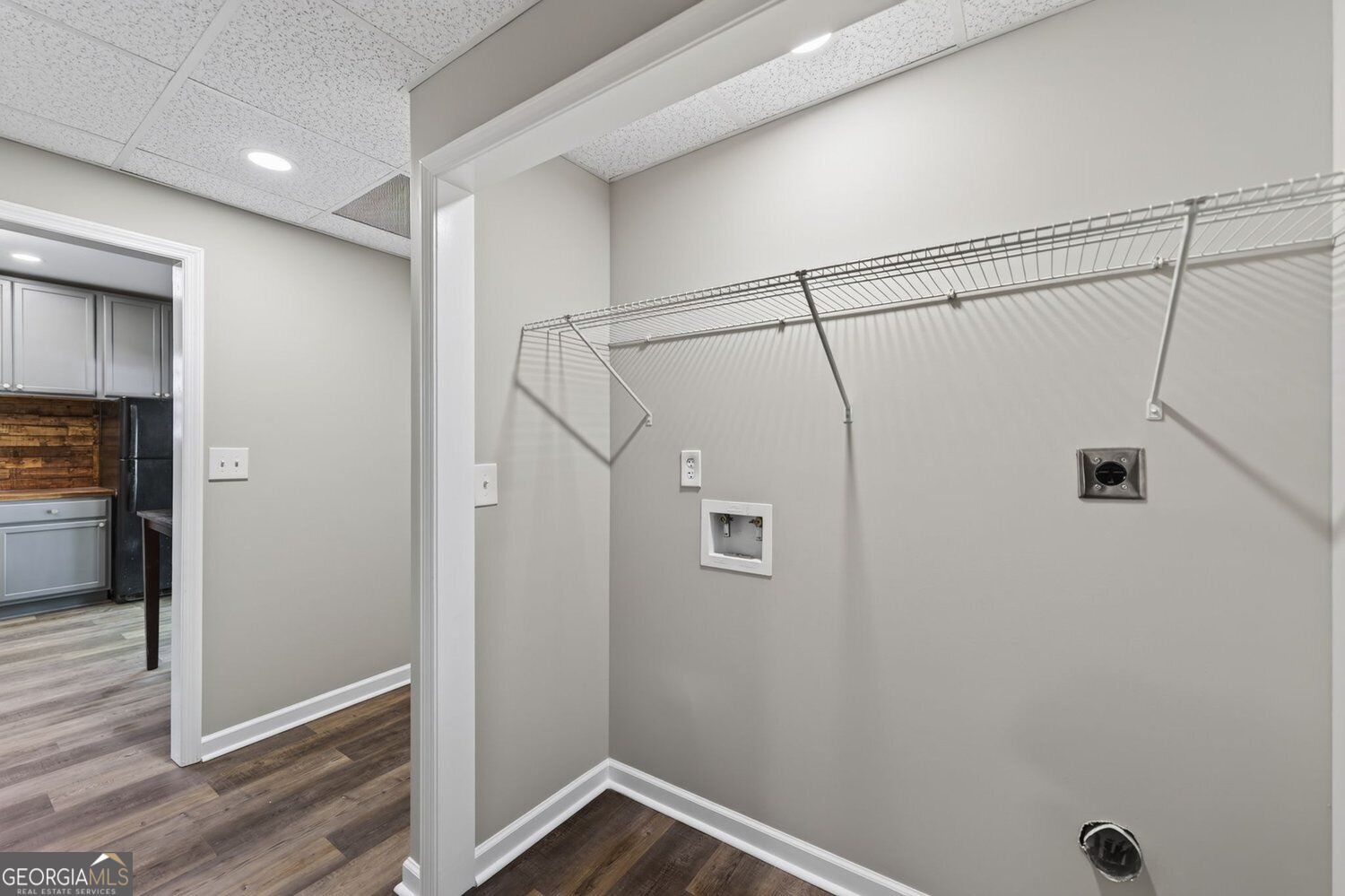 2670 Kelly Lake Court Property Photo 42