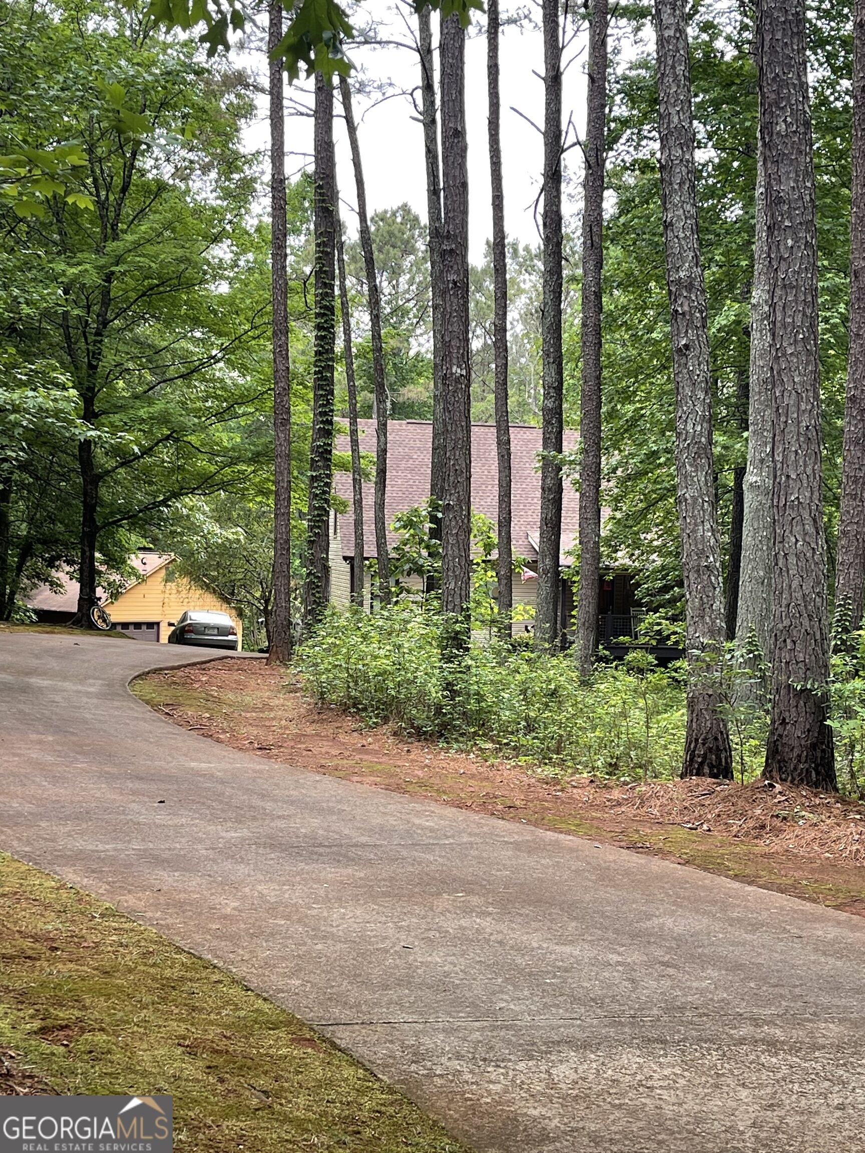 100 Nugget Road Property Photo 3