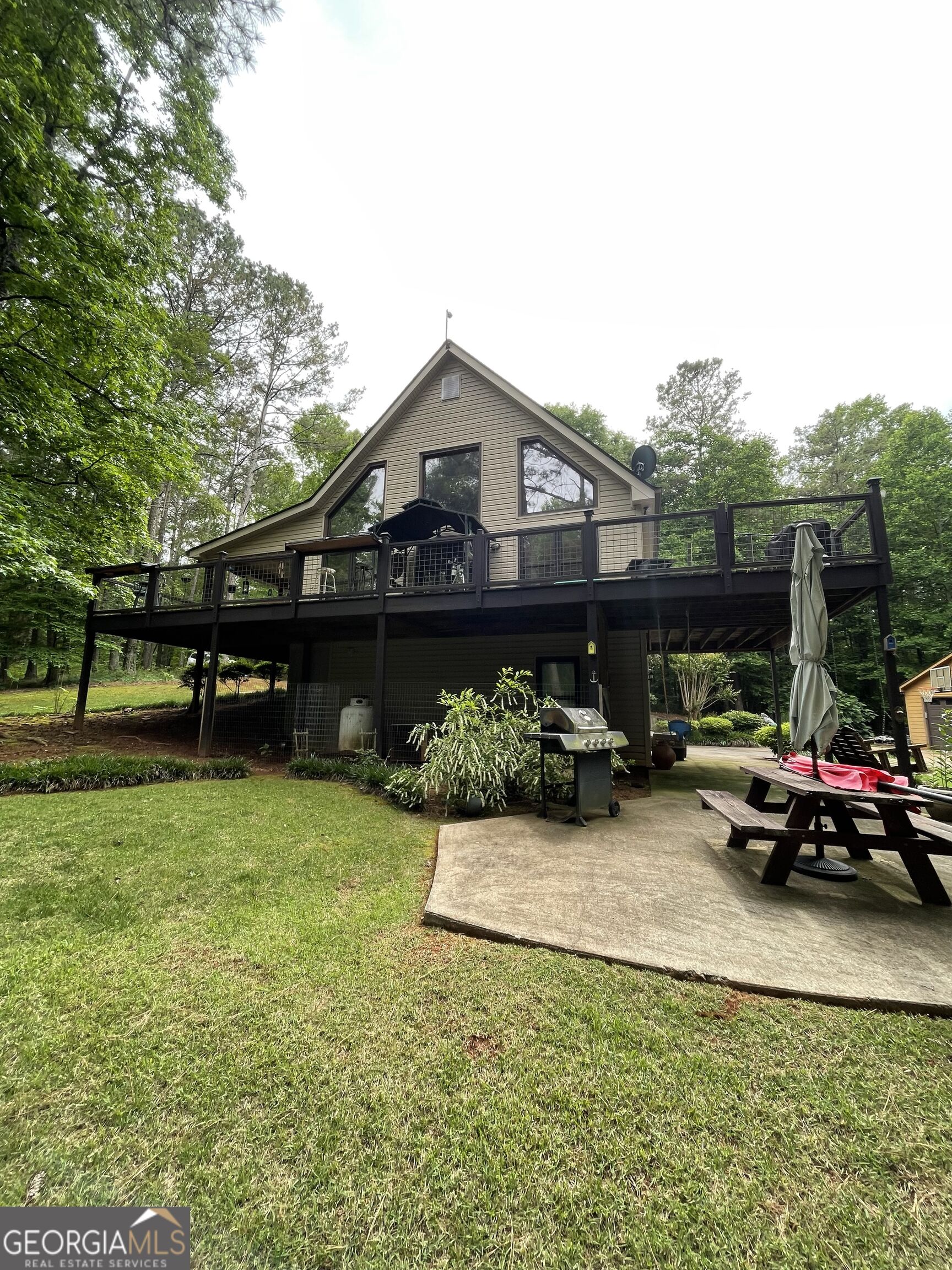 100 Nugget Road Property Photo 6