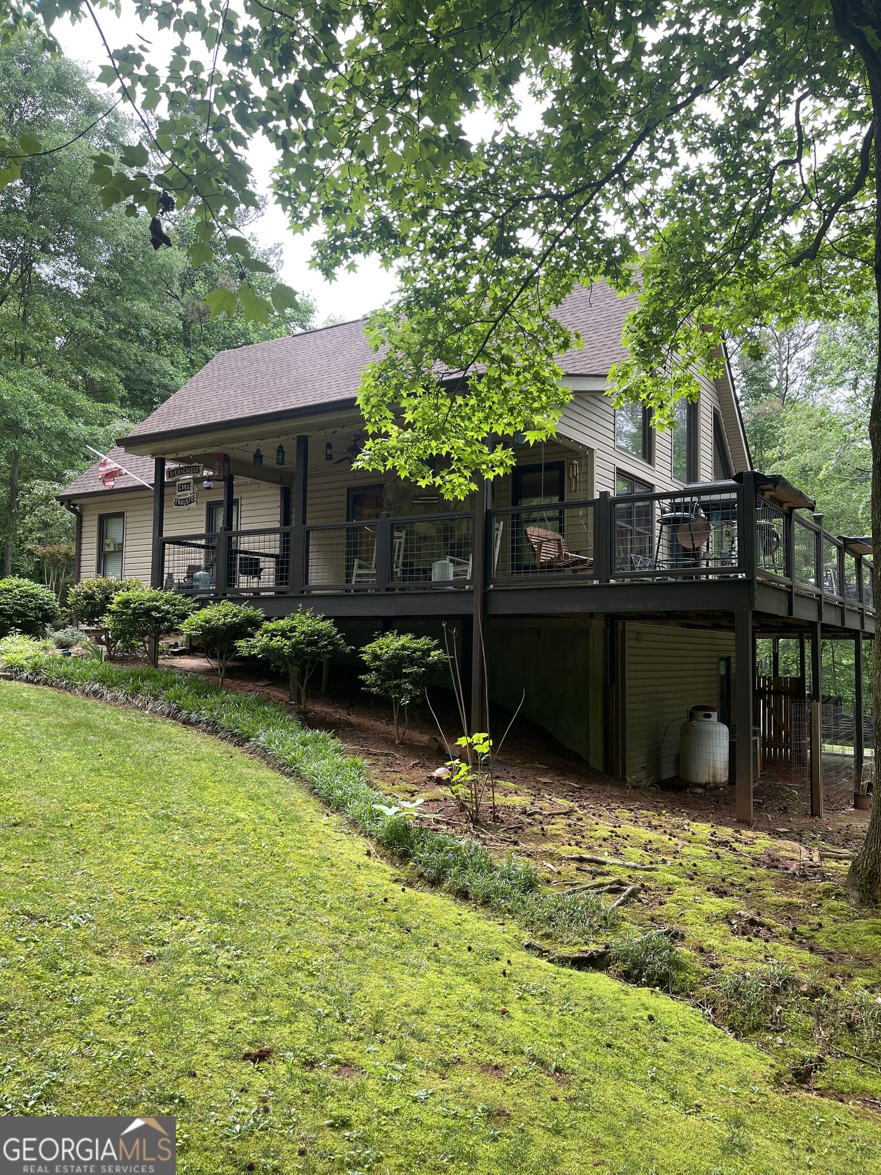 100 Nugget Road Property Photo 7