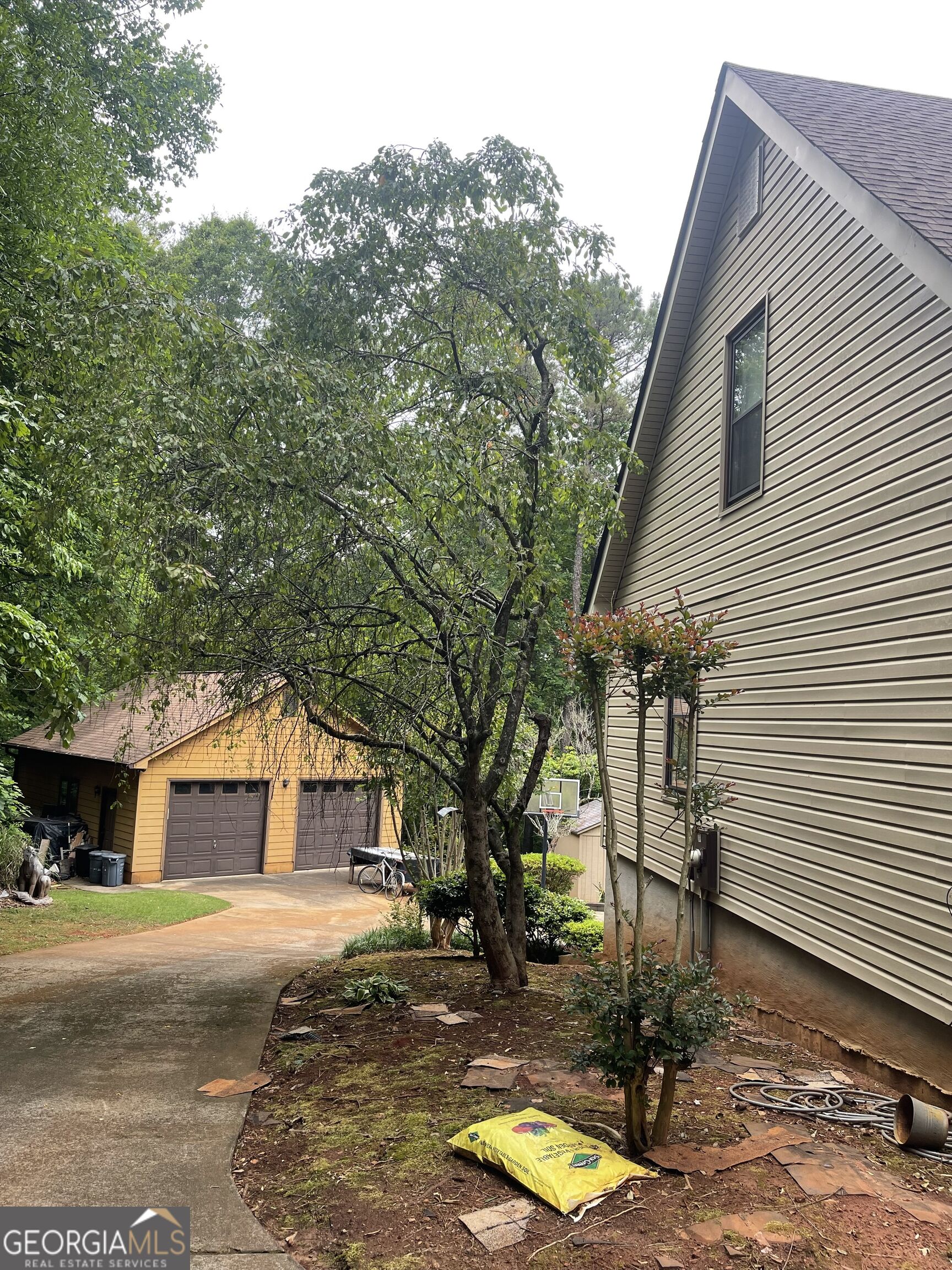 100 Nugget Road Property Photo 11