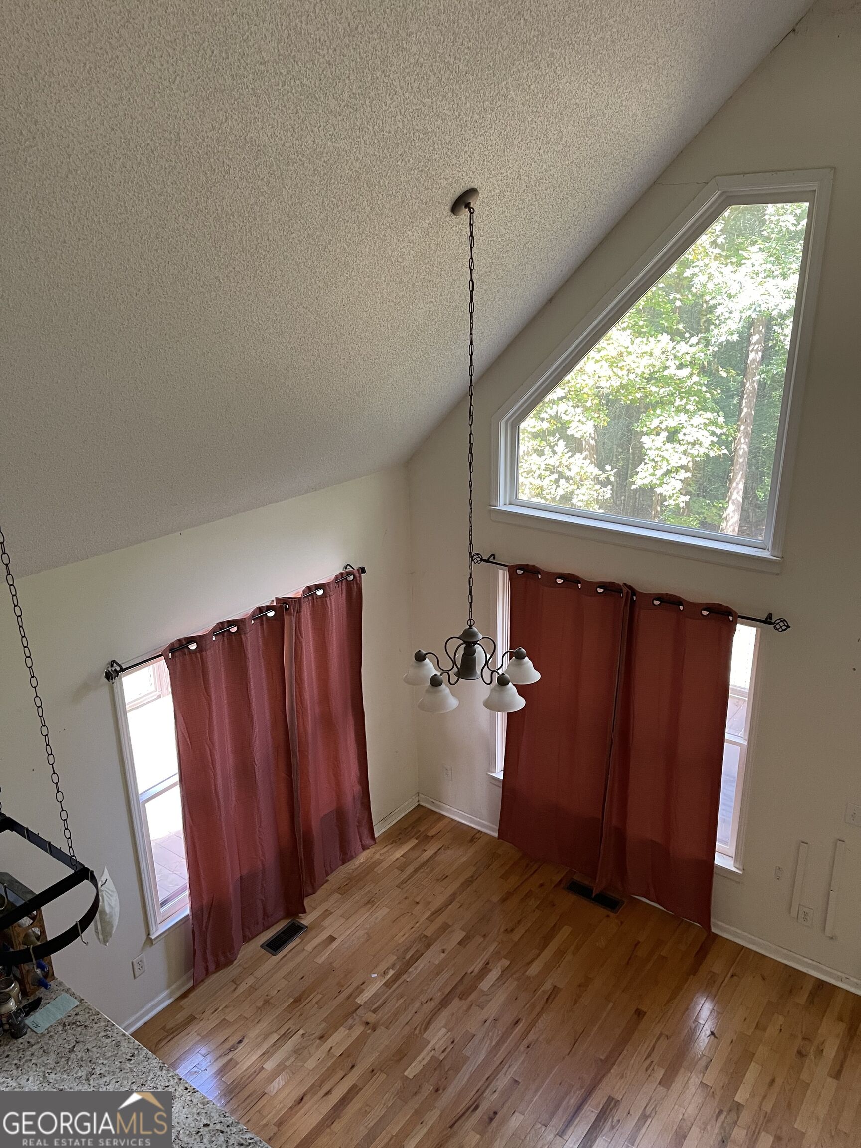 100 Nugget Road Property Photo 24