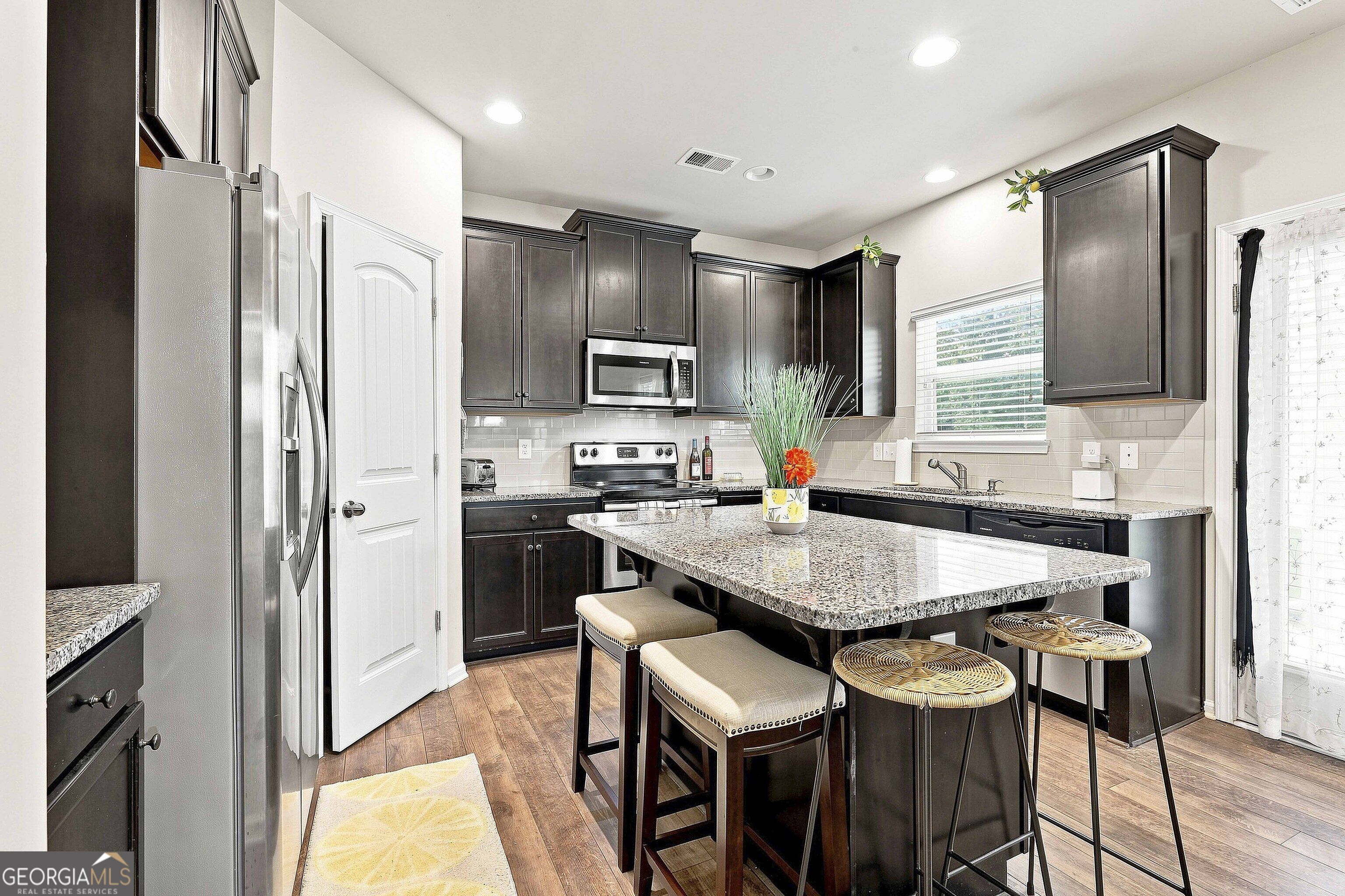 117 Thomaston Street Property Photo 12
