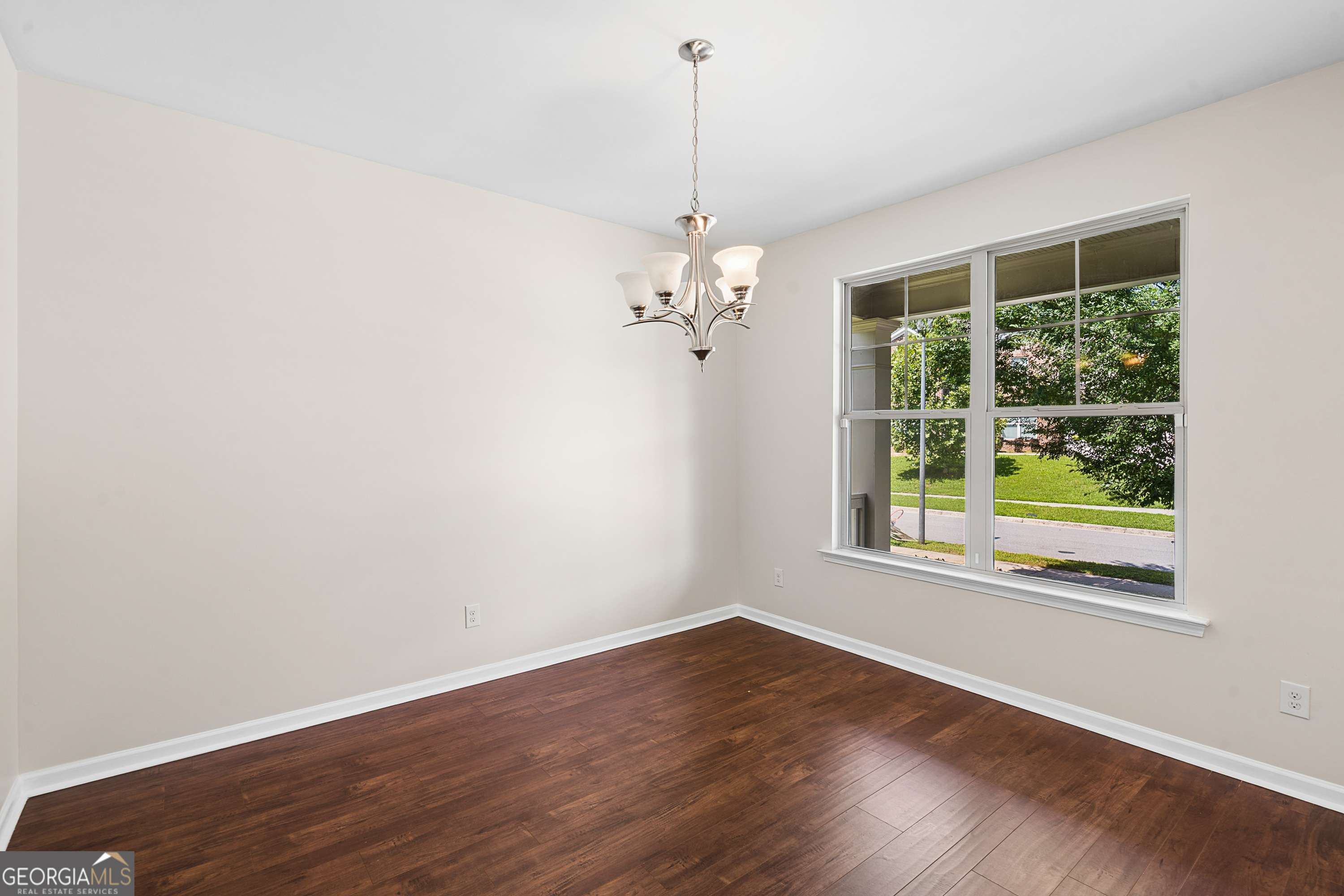 797 Sand Lane Property Photo 5