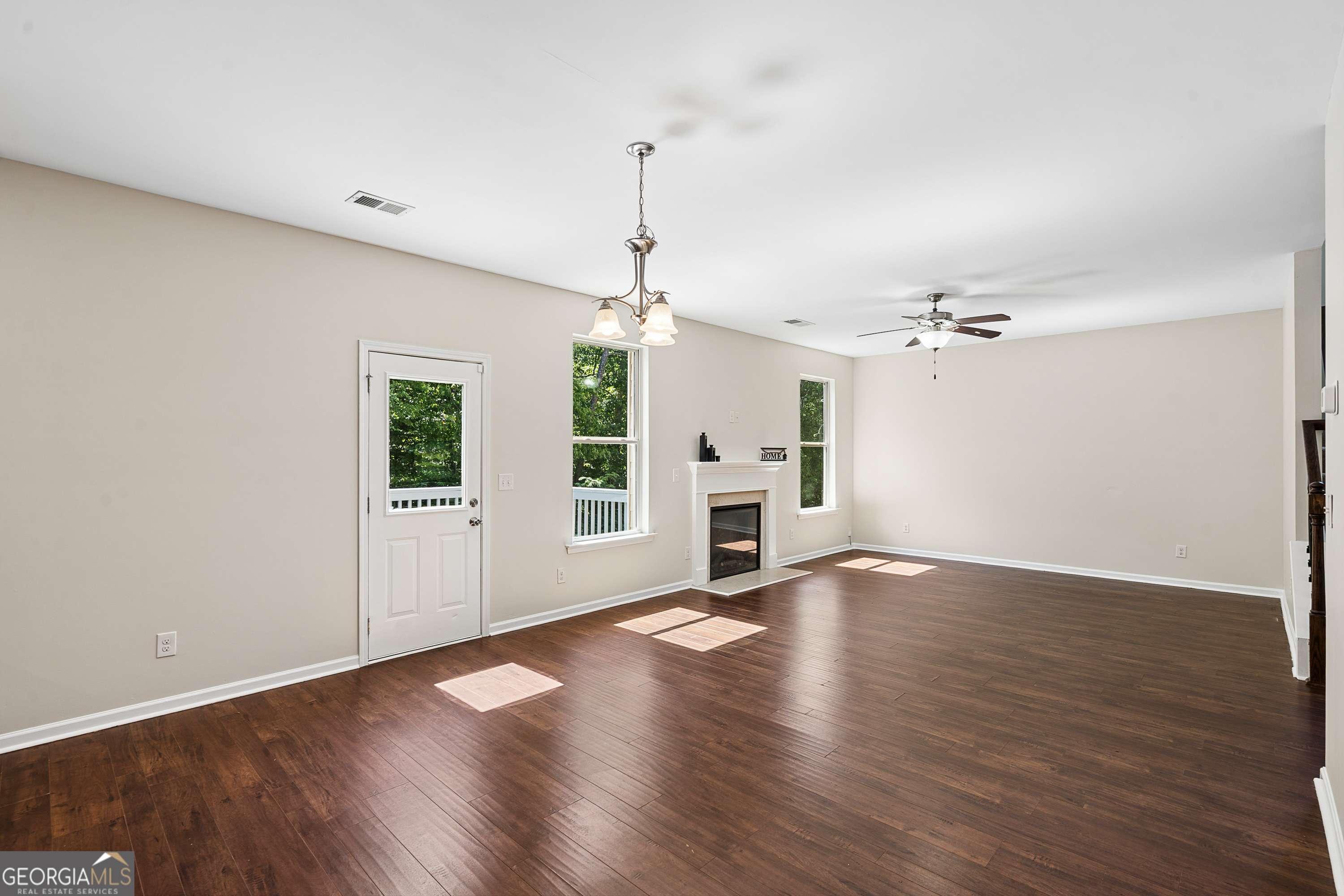 797 Sand Lane Property Photo 10