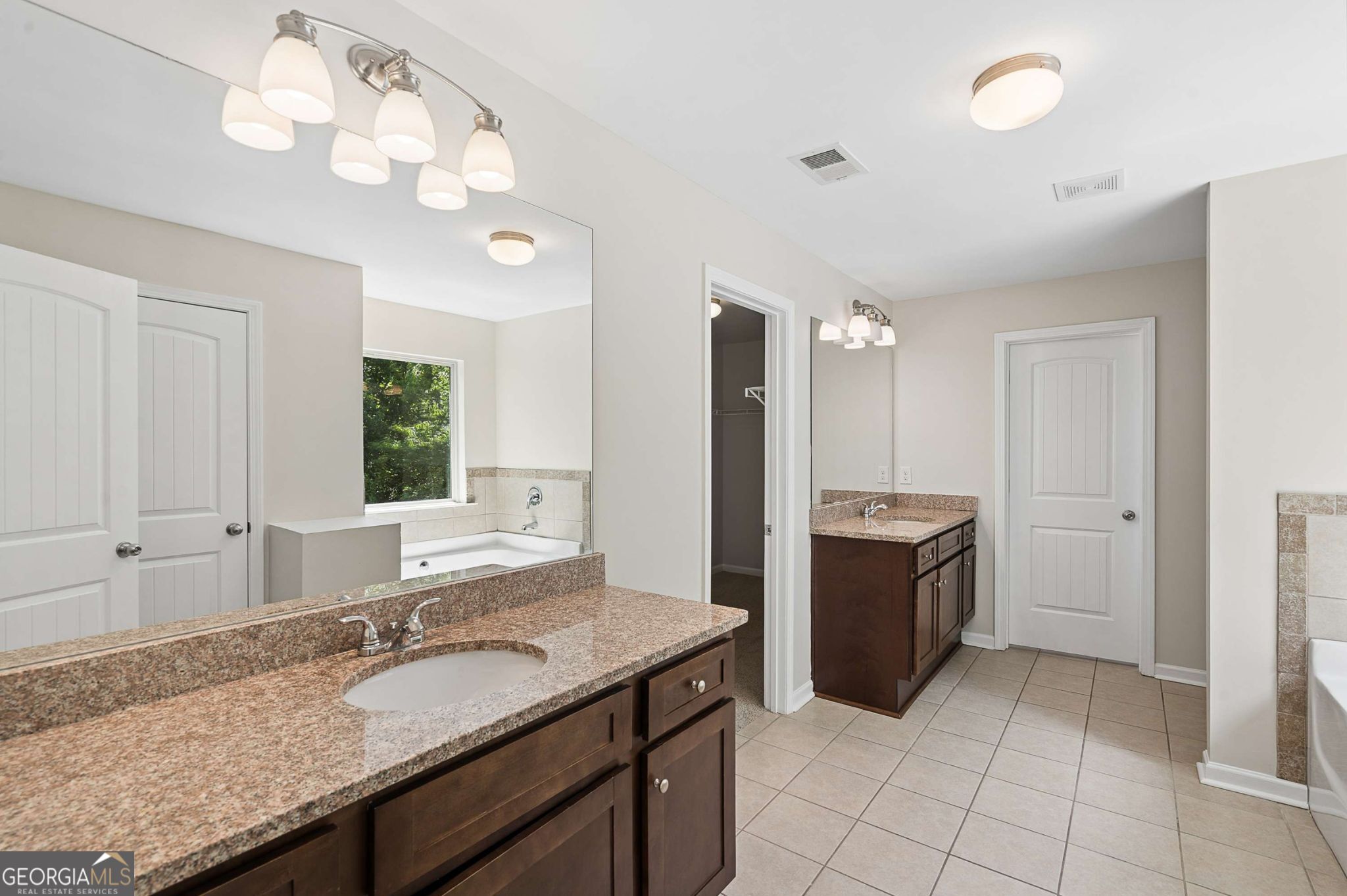 797 Sand Lane Property Photo 14