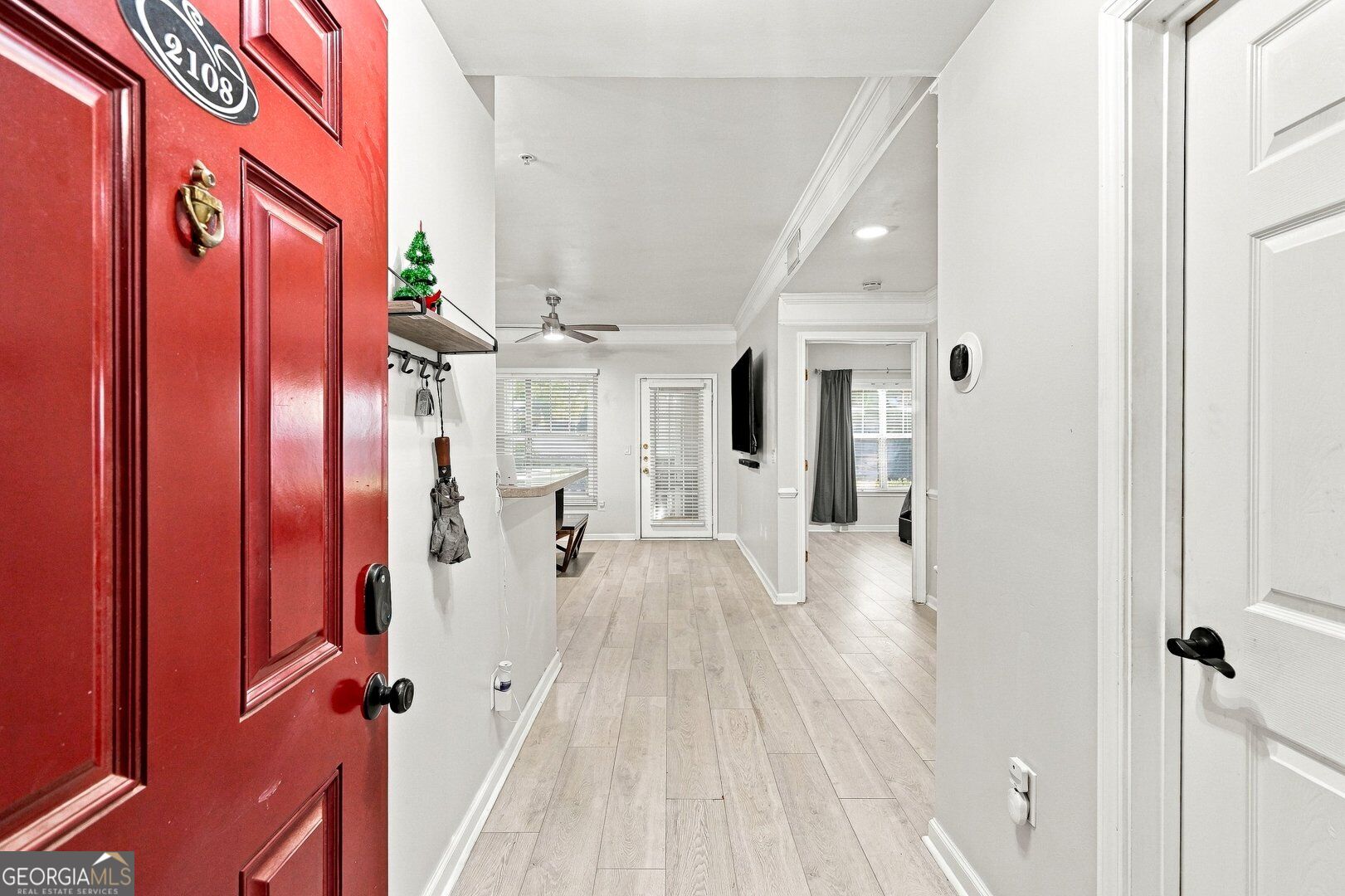 2700 Pine Tree Road Ne # 2108 Property Photo 1
