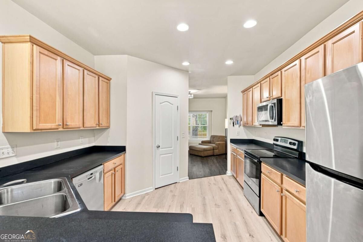 2747 Cedar Drive Property Photo 8
