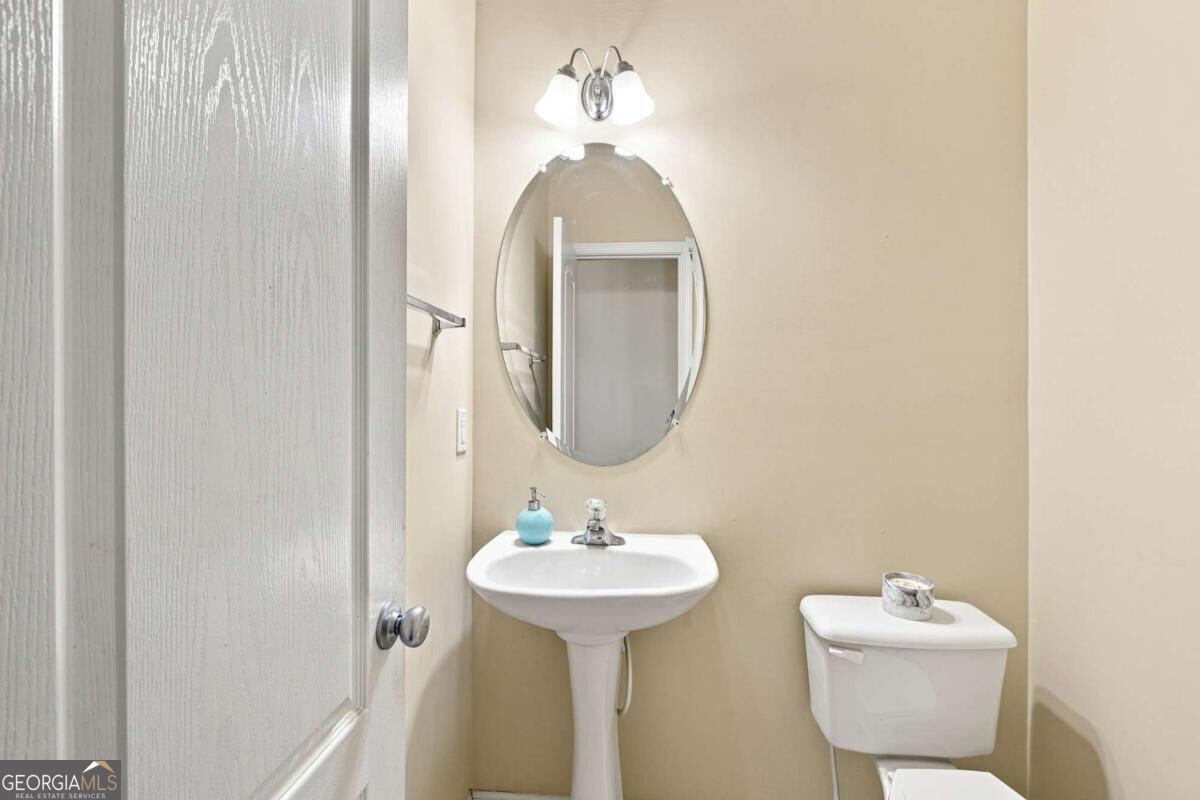 2747 Cedar Drive Property Photo 12