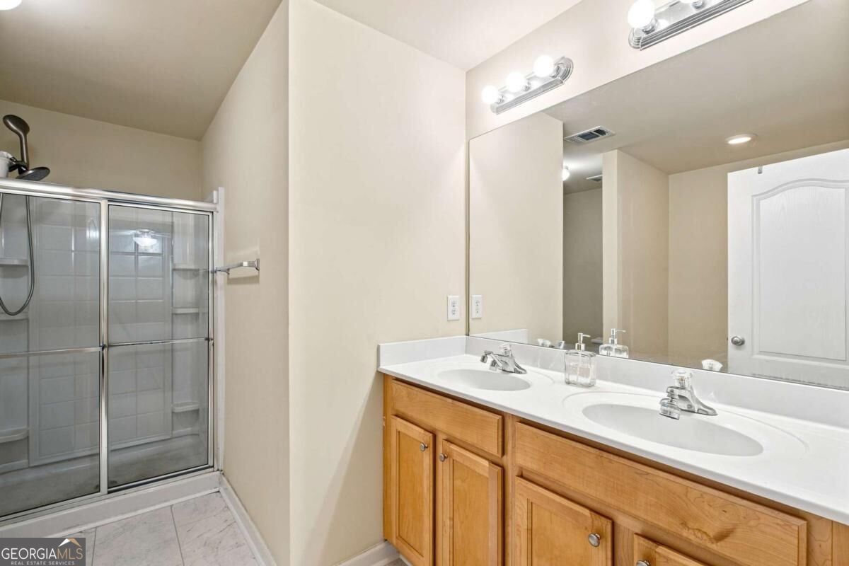 2747 Cedar Drive Property Photo 15