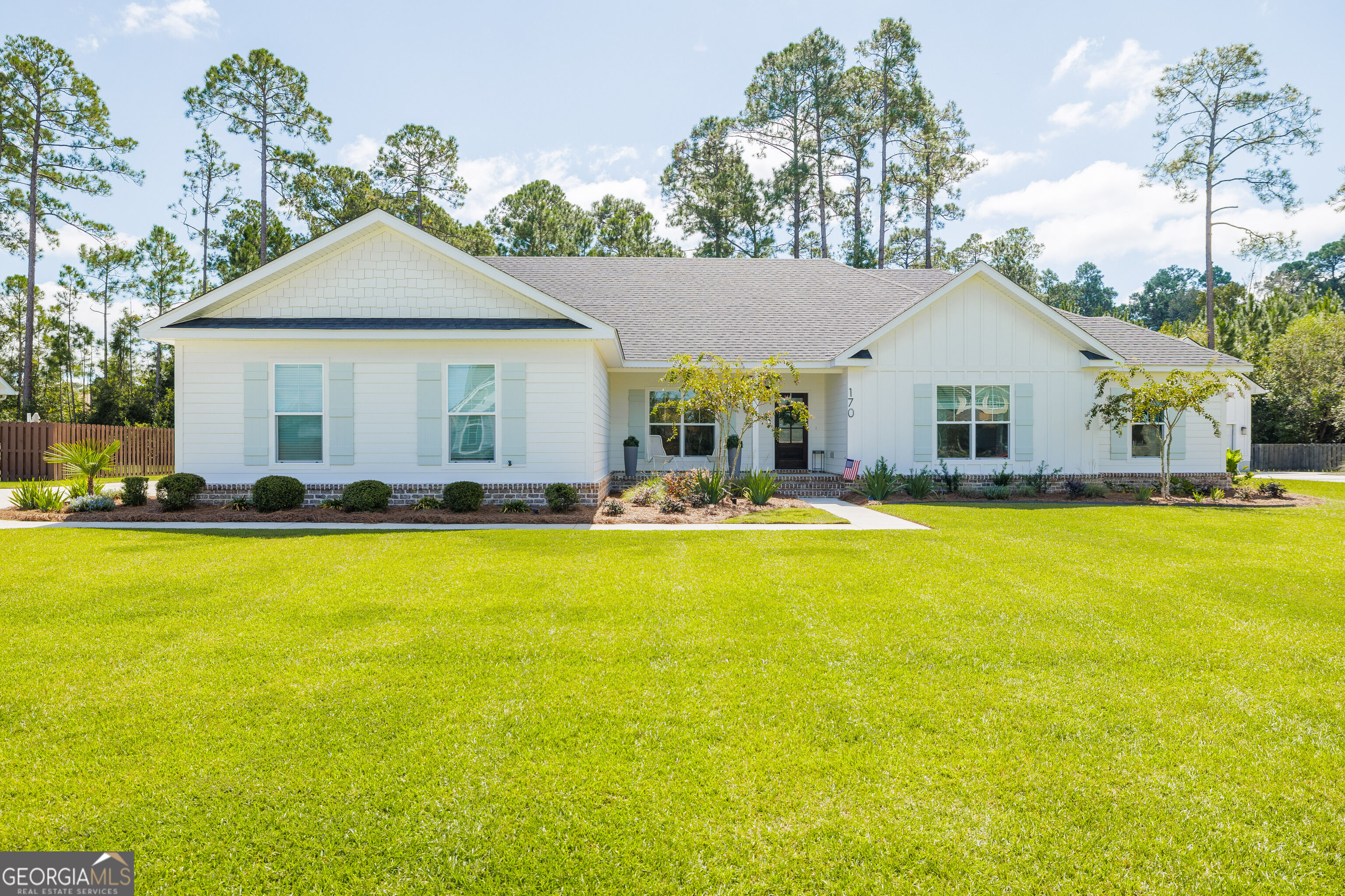 170 Belmont Circle Property Photo 1