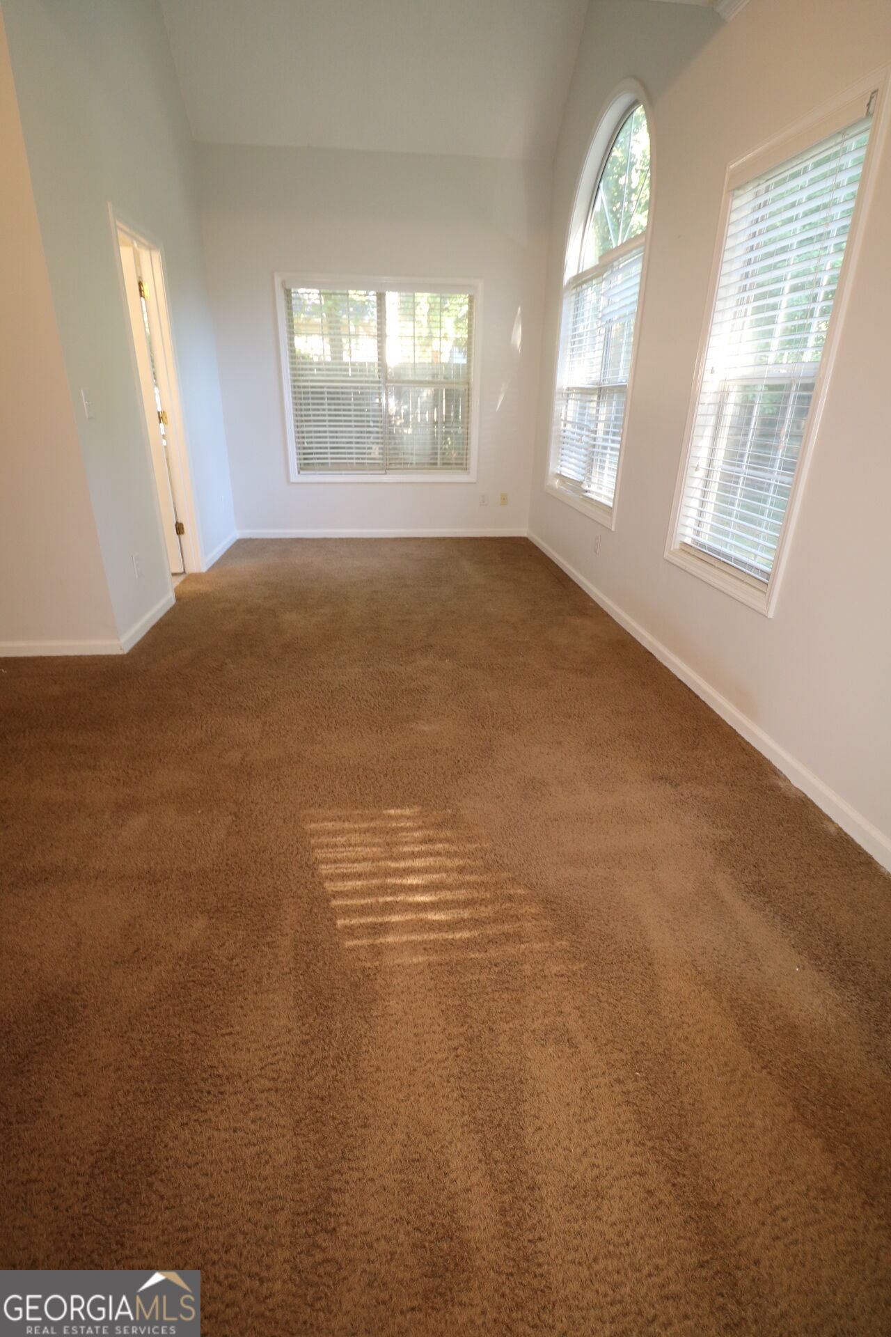 842 Clifton Ridge Property Photo 33