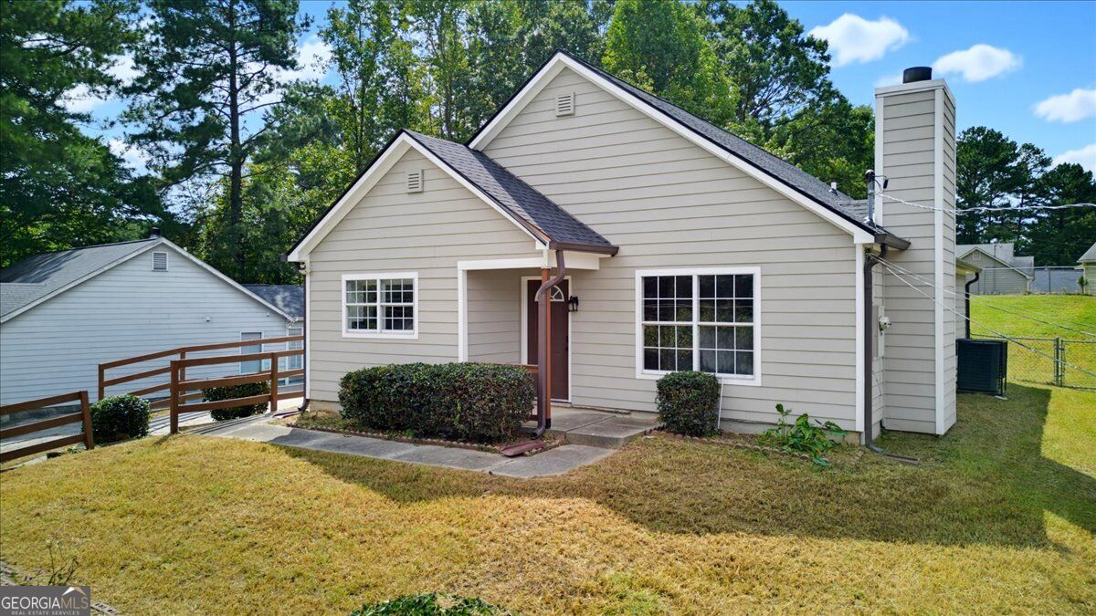 910 Winterside Lane Property Photo 1