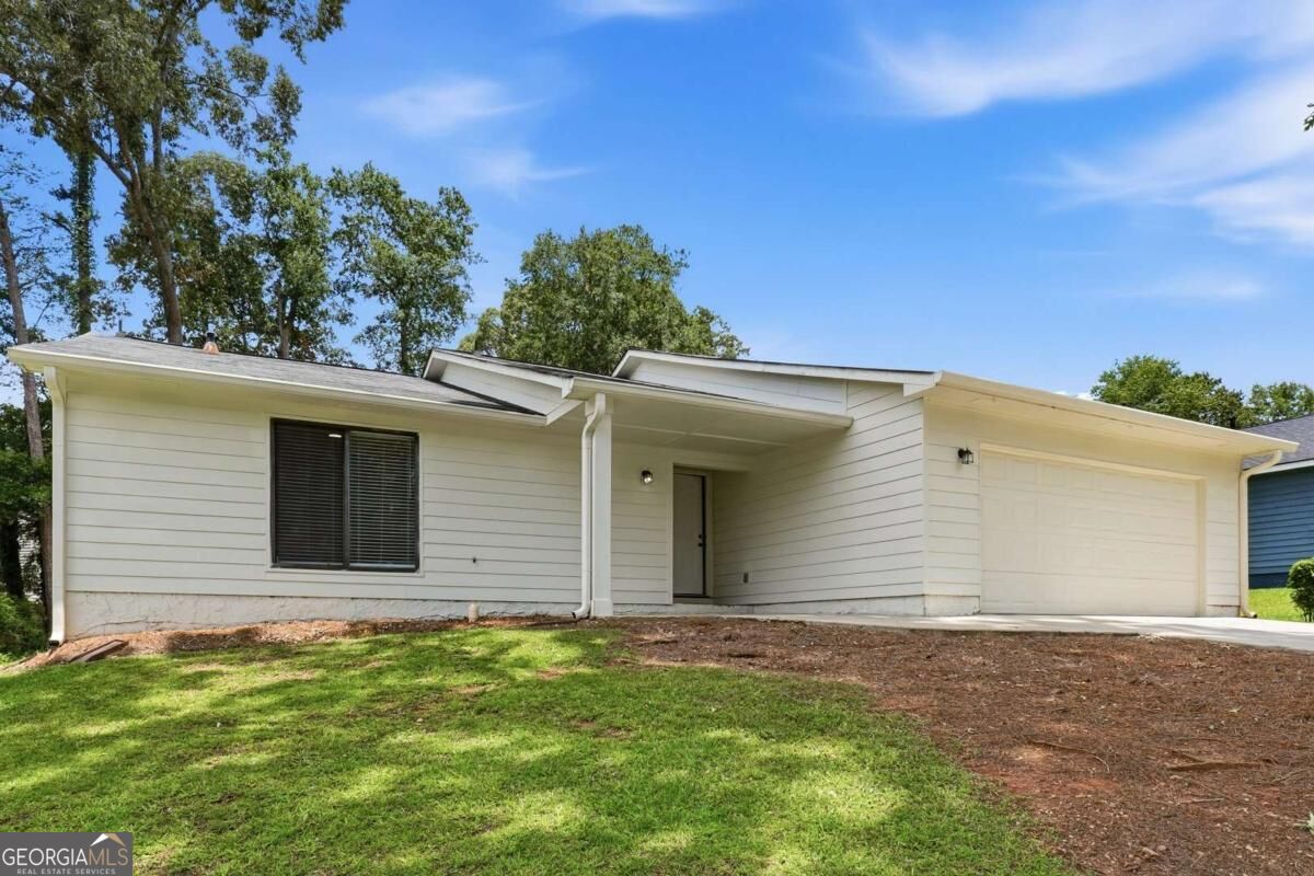 8413 Glenwoods Terrace Property Photo 10