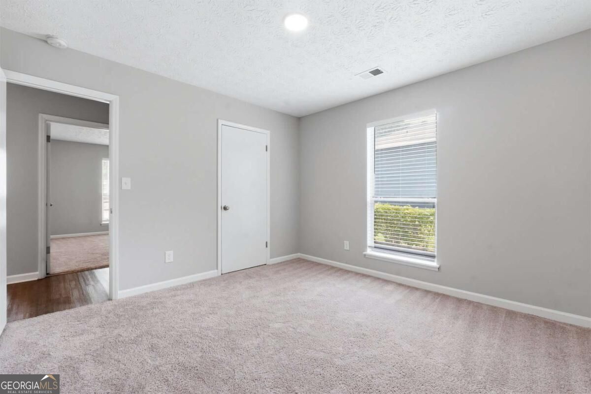 8413 Glenwoods Terrace Property Photo 20