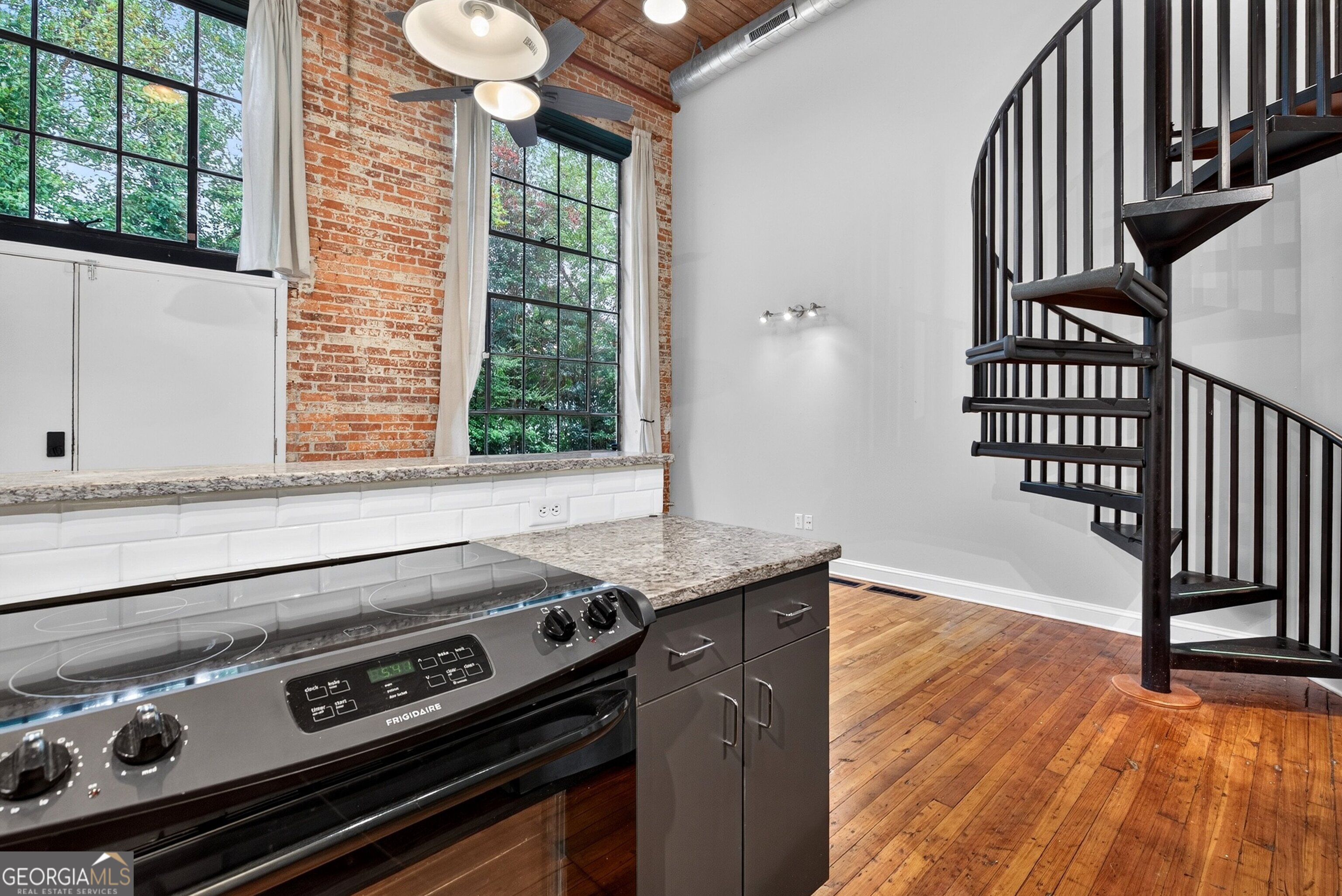 10 James Street # 2c Property Photo 10