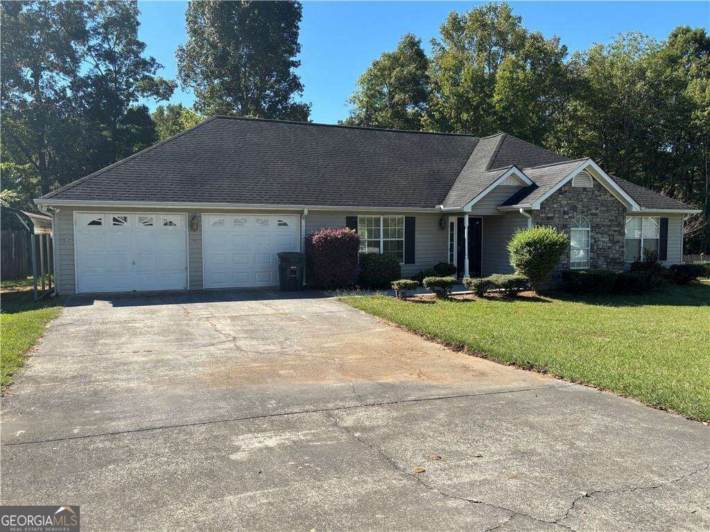 331 Wildwood Circle Se Property Photo 1