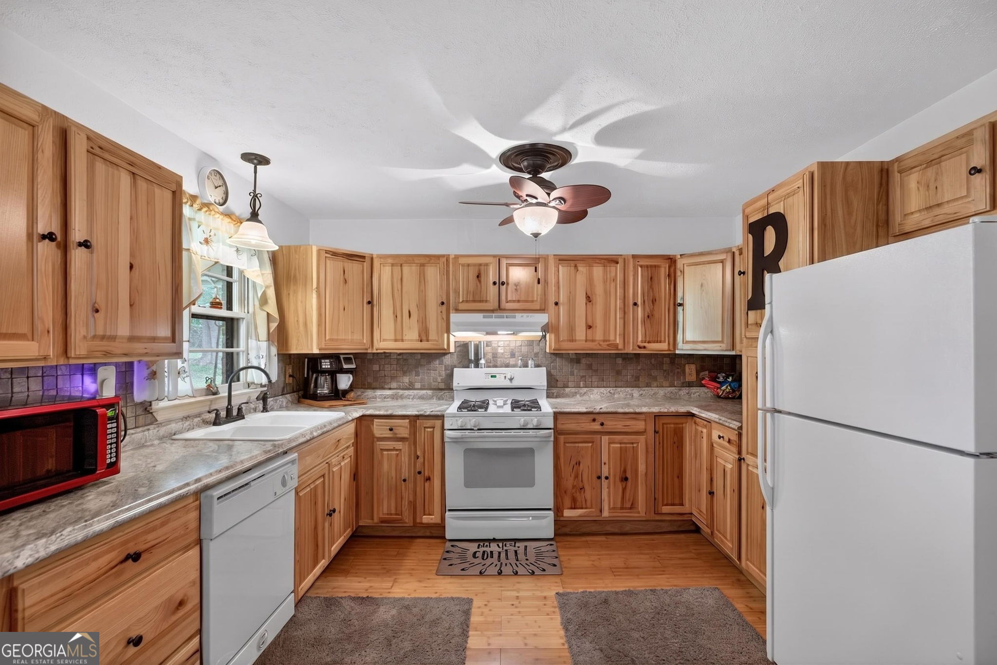 3092 Hicks Road Sw Property Photo 8