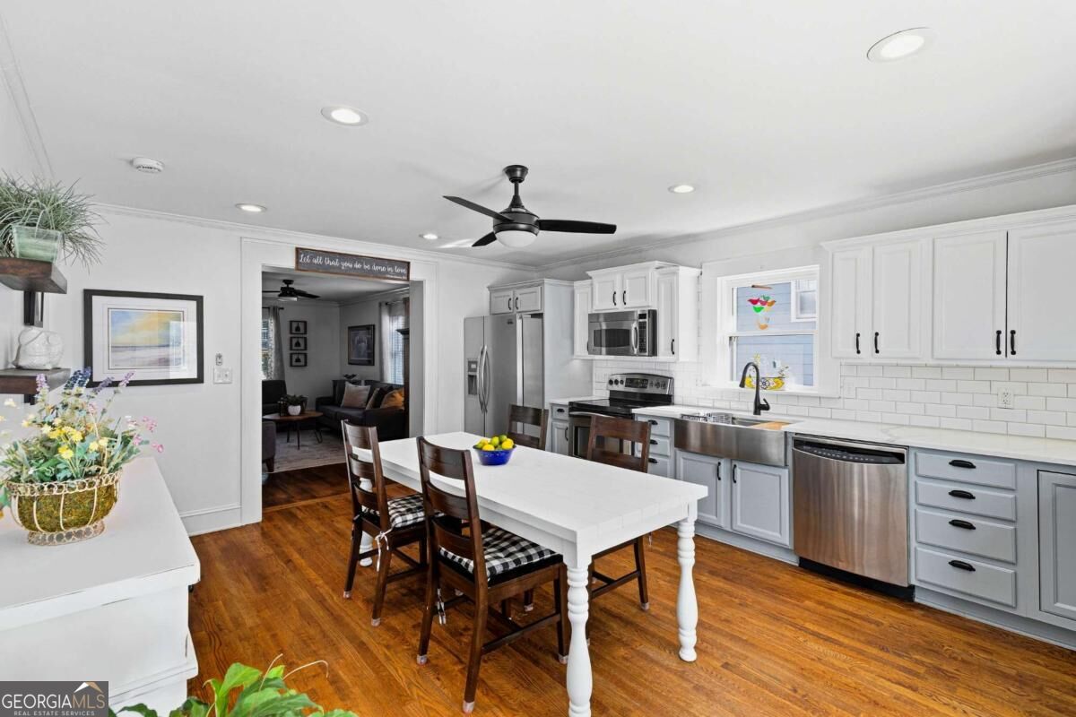 165 Carter Avenue Se Property Photo 8