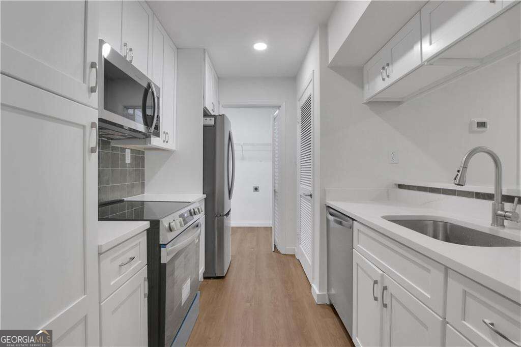 122 Tuxworth Circle Property Photo 1