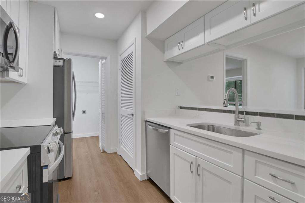 122 Tuxworth Circle Property Photo 3