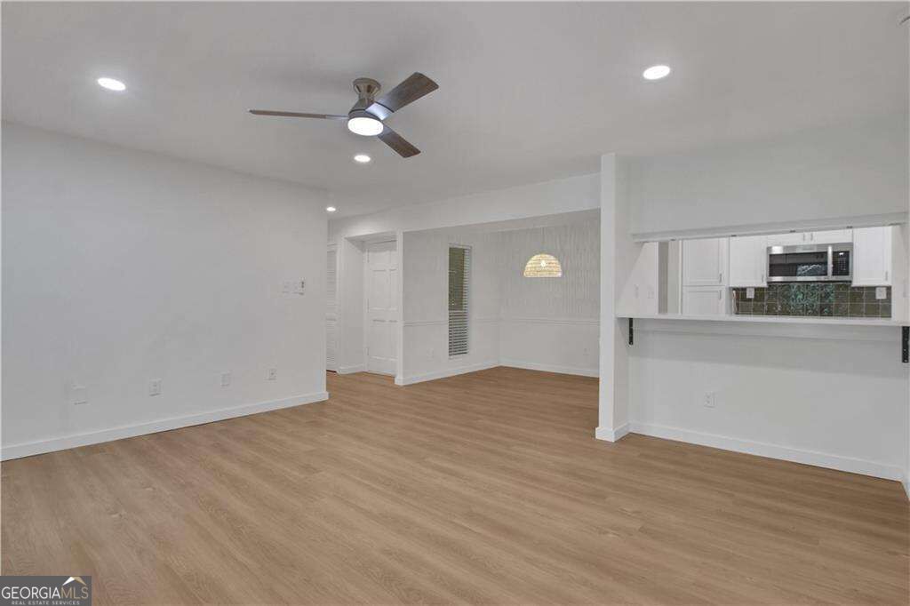 122 Tuxworth Circle Property Photo 8