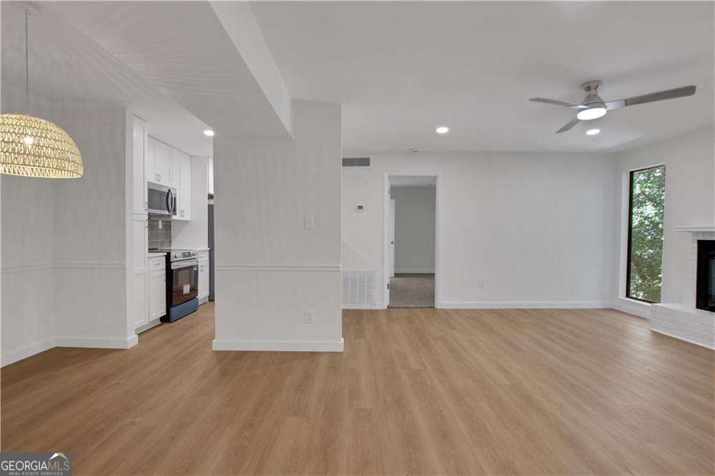 122 Tuxworth Circle Property Photo 10