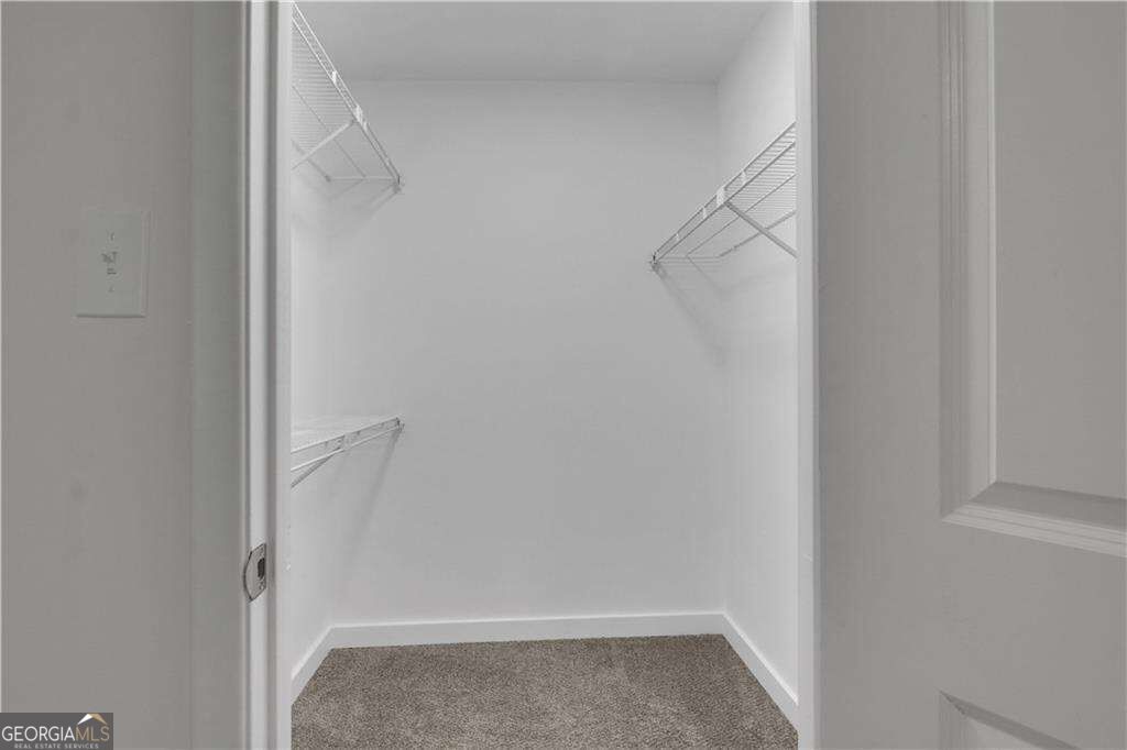 122 Tuxworth Circle Property Photo 17