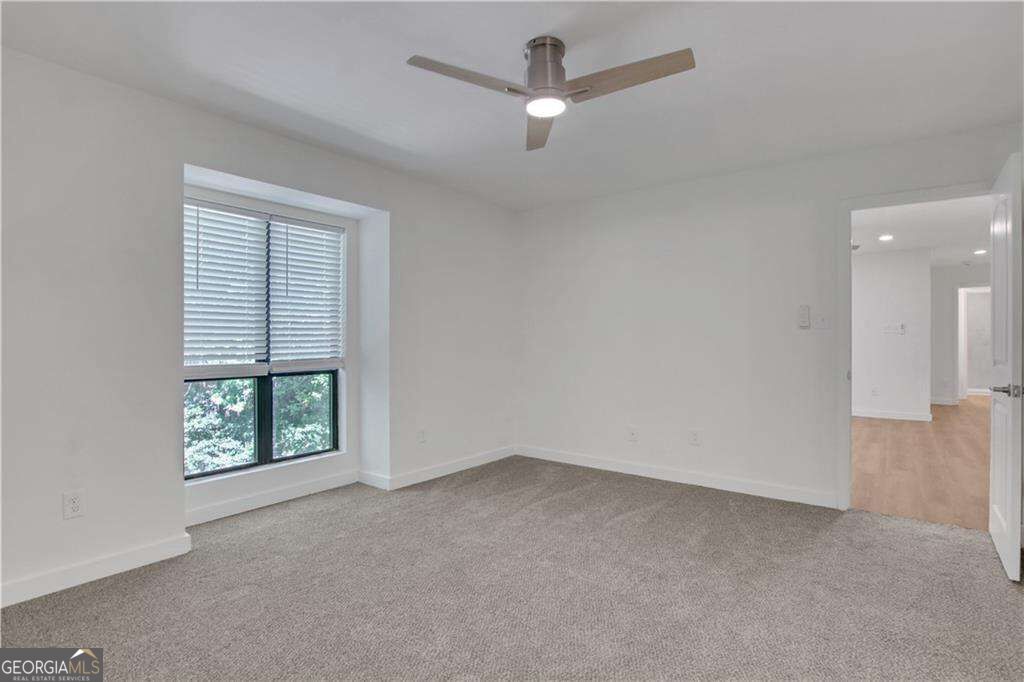 122 Tuxworth Circle Property Photo 19