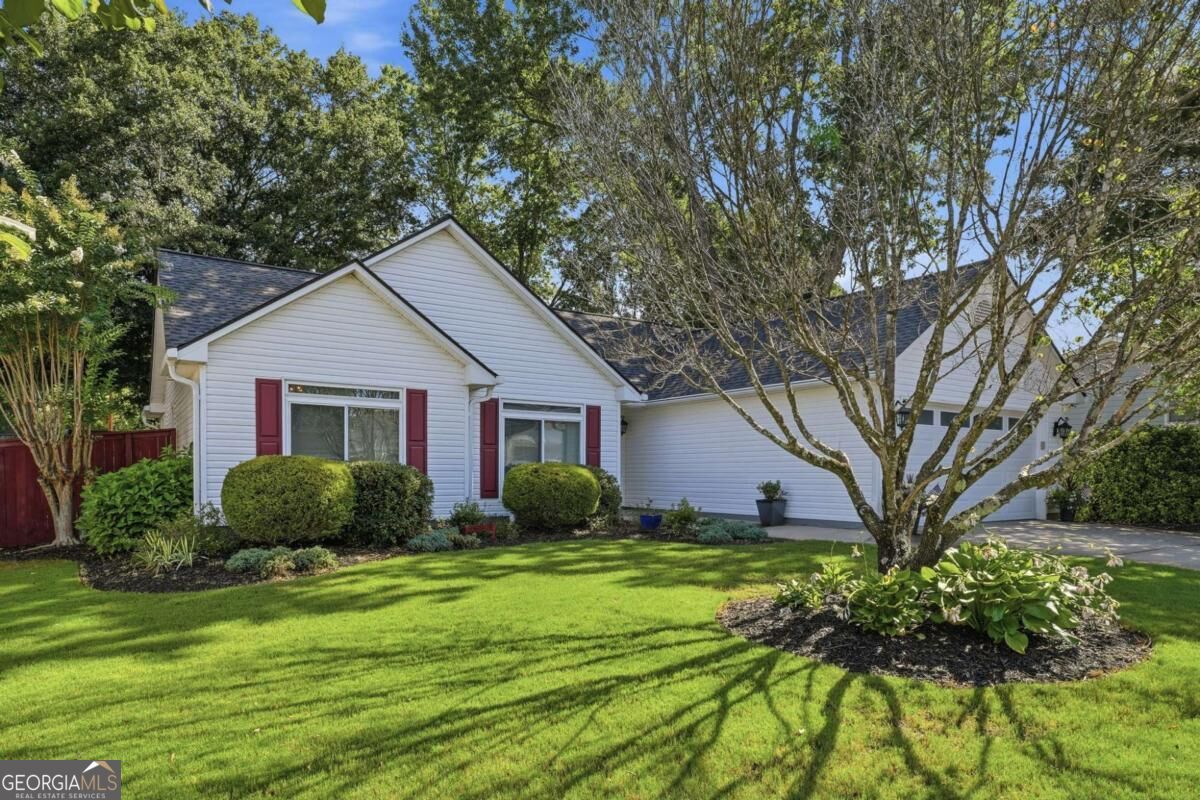 584 Fernstone Trail Property Photo 1