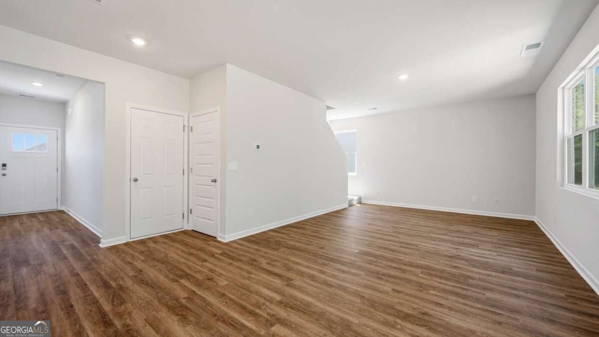 8565 Secretariat Drive Property Photo 11