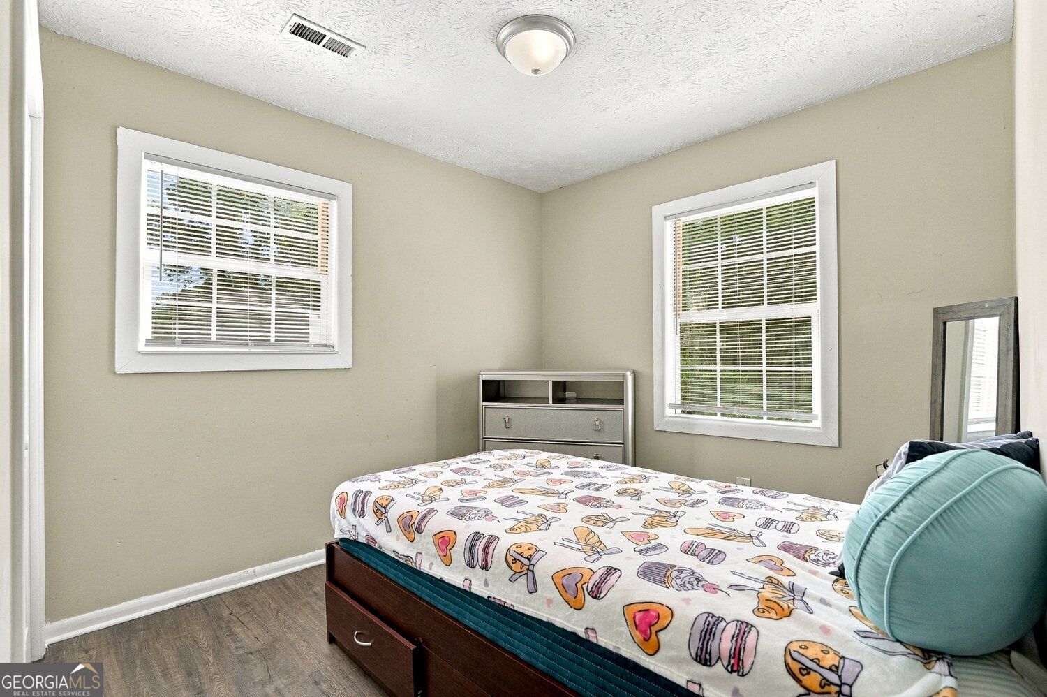 8570 Kennesaw Court Property Photo 15