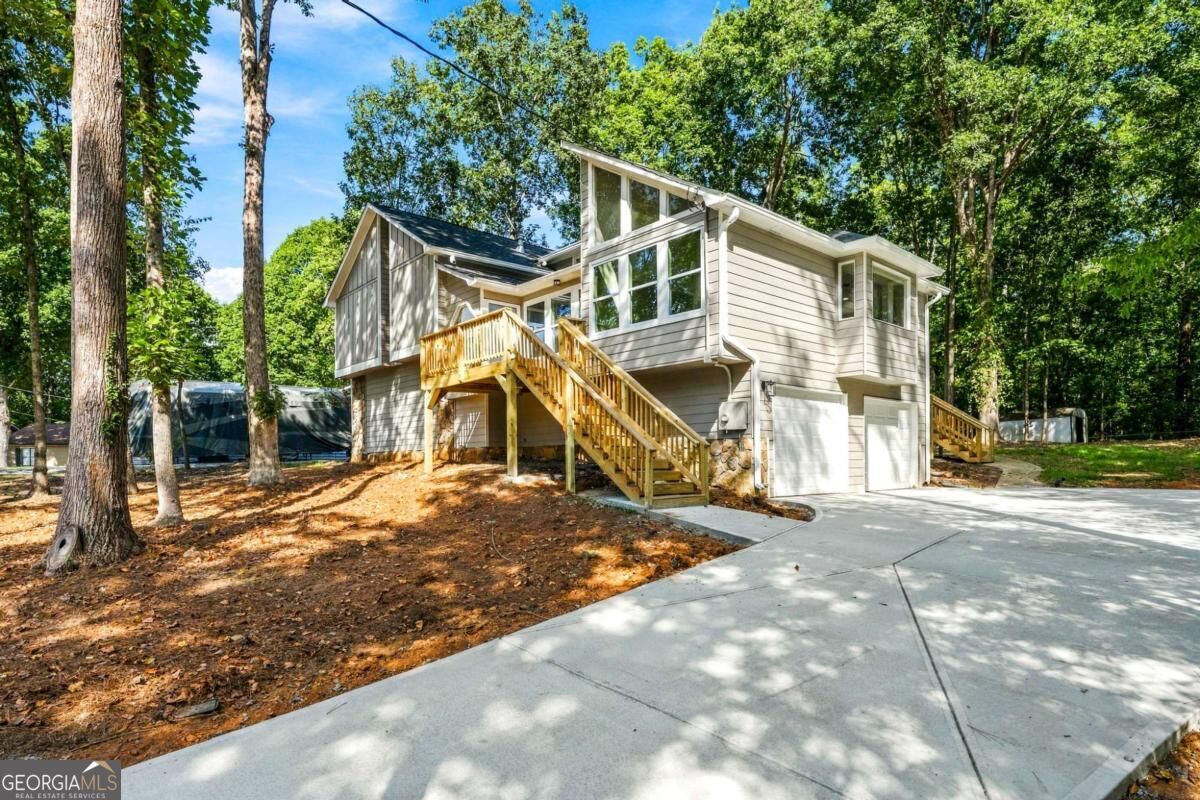 745 Cedar Creek Way Property Photo 1