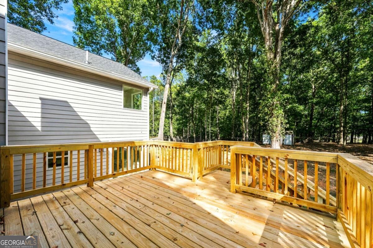745 Cedar Creek Way Property Photo 16