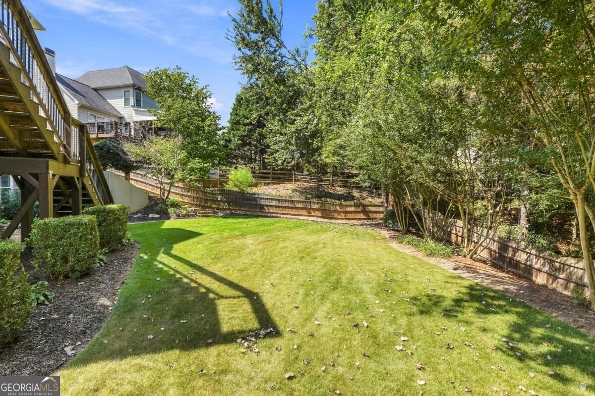 5205 Millwood Drive Property Photo 8