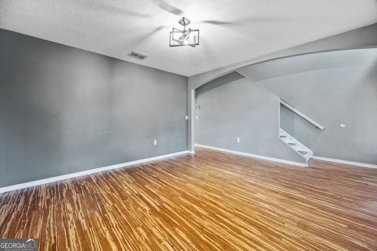 224 Pine Bluff Drive Property Photo 9