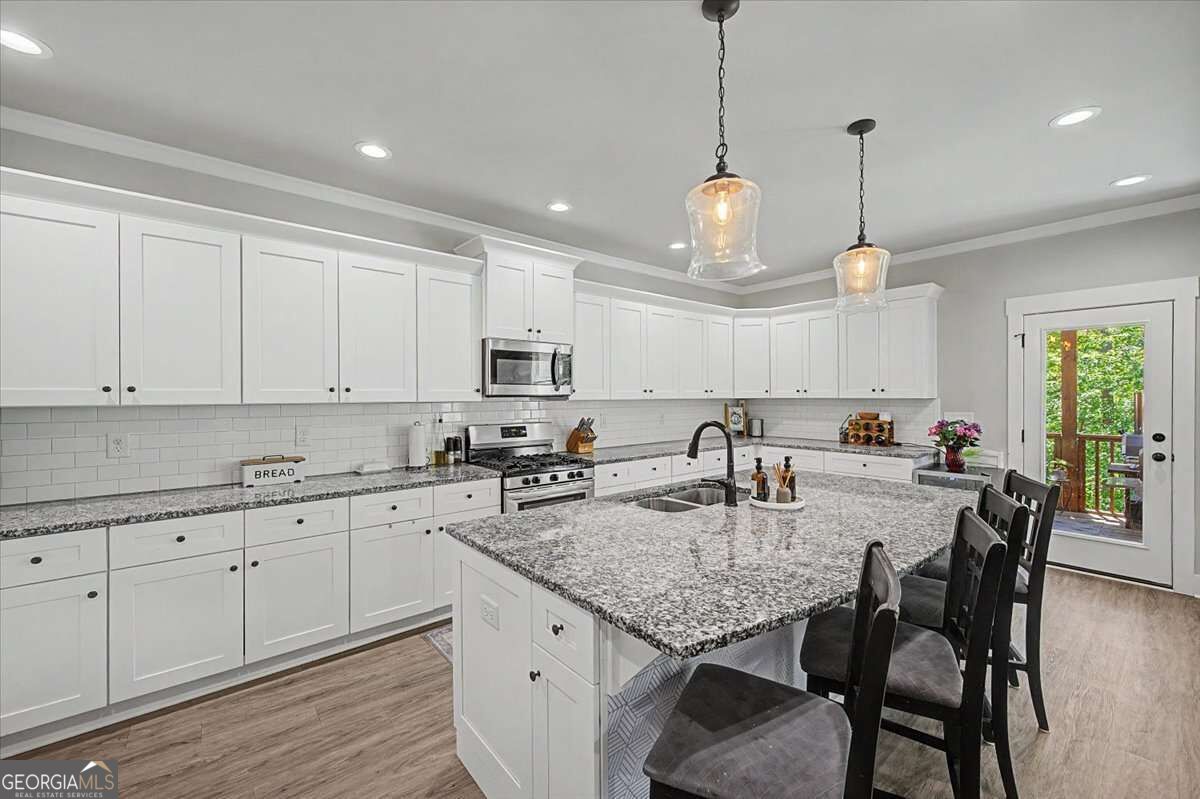 467 Longwood Place Property Photo 15