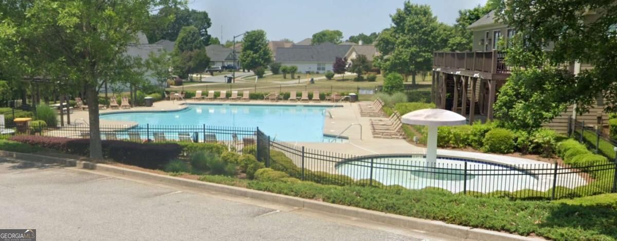 467 Longwood Place Property Photo 46