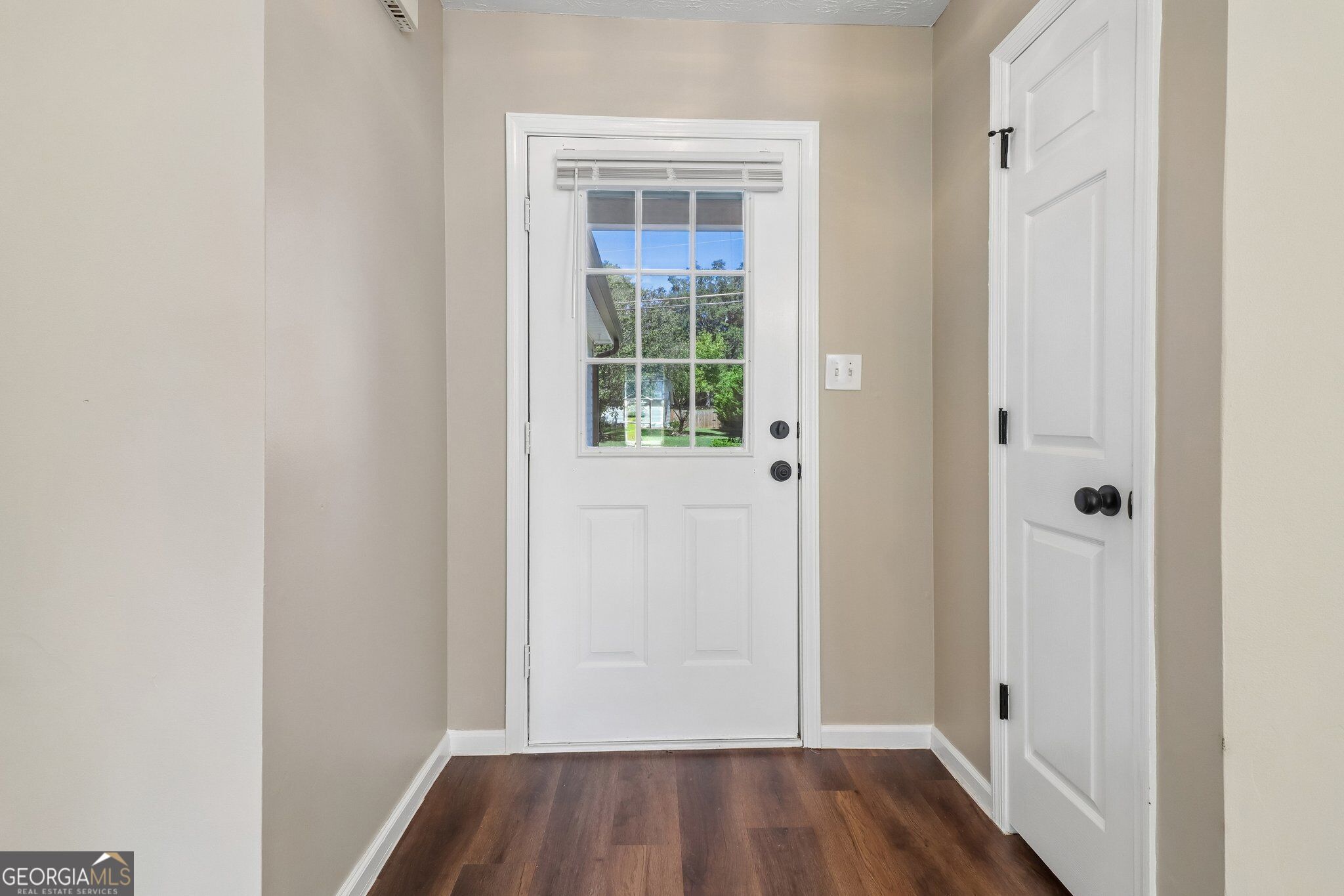 22 Canterbury Drive Property Photo 8