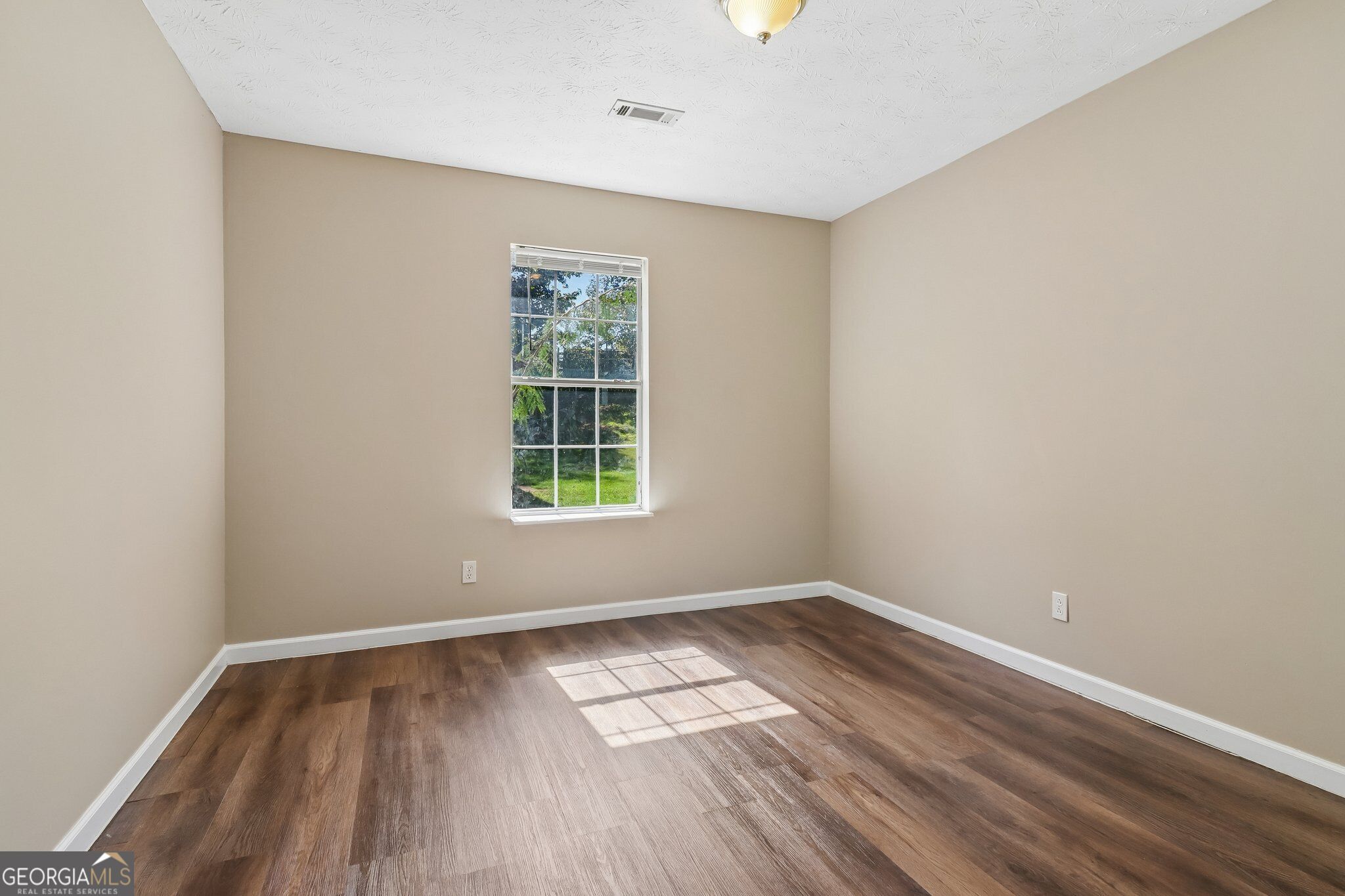 22 Canterbury Drive Property Photo 24