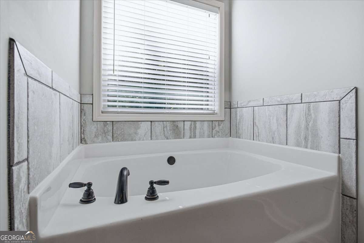 180 Pebblefield Trace Property Photo 19