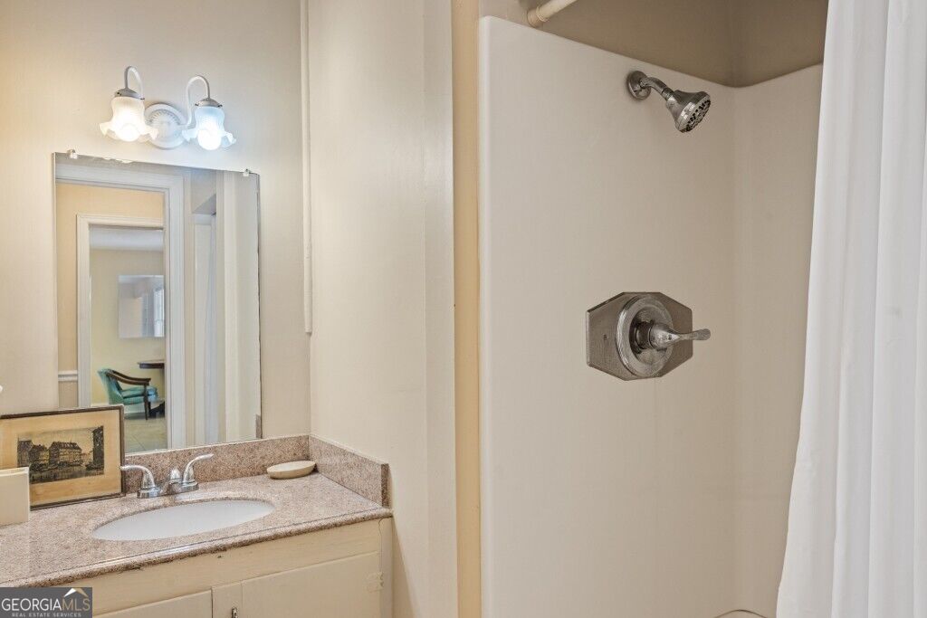 407 Westgreen Road Property Photo 10