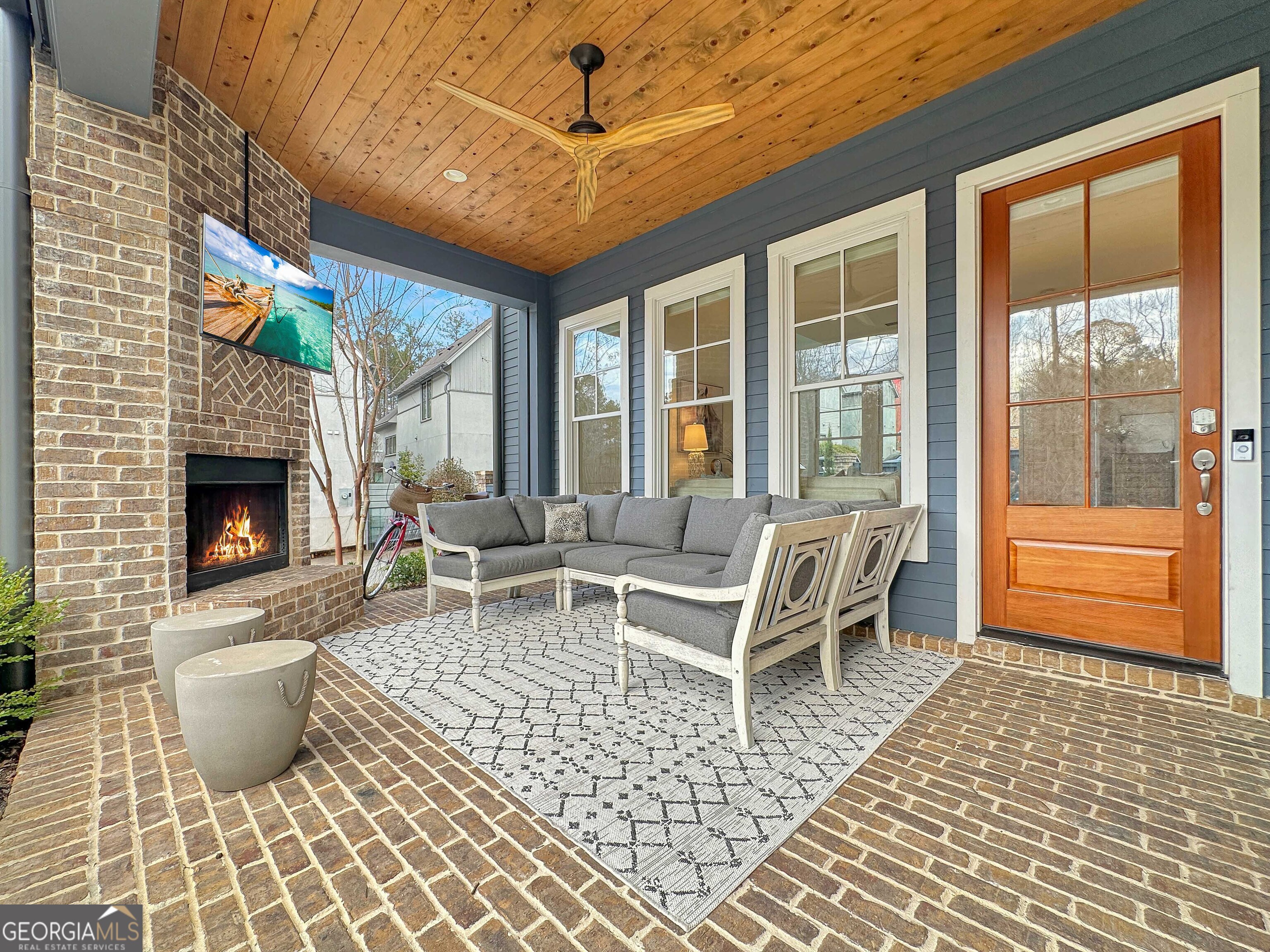 200 Mado Lane Property Photo 3