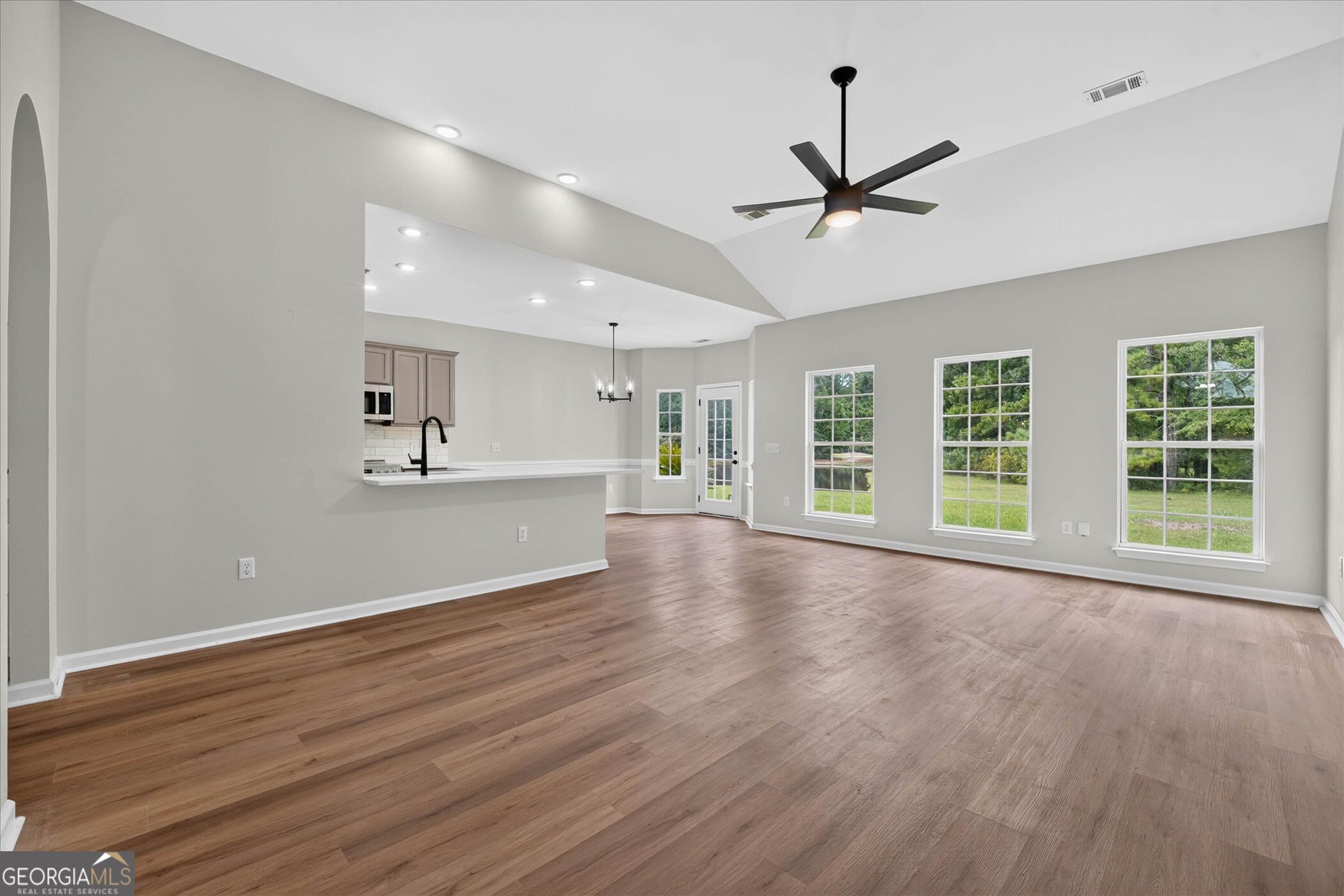 839 Granite Lane Property Photo 3