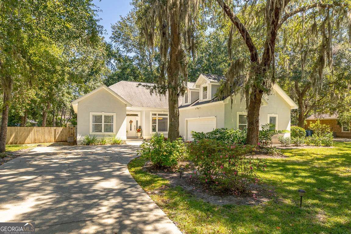 330 Cinder Hill Drive Property Photo 3