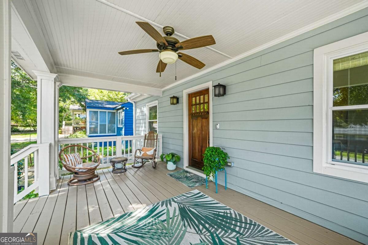 1134 Knott Street Se Property Photo 6